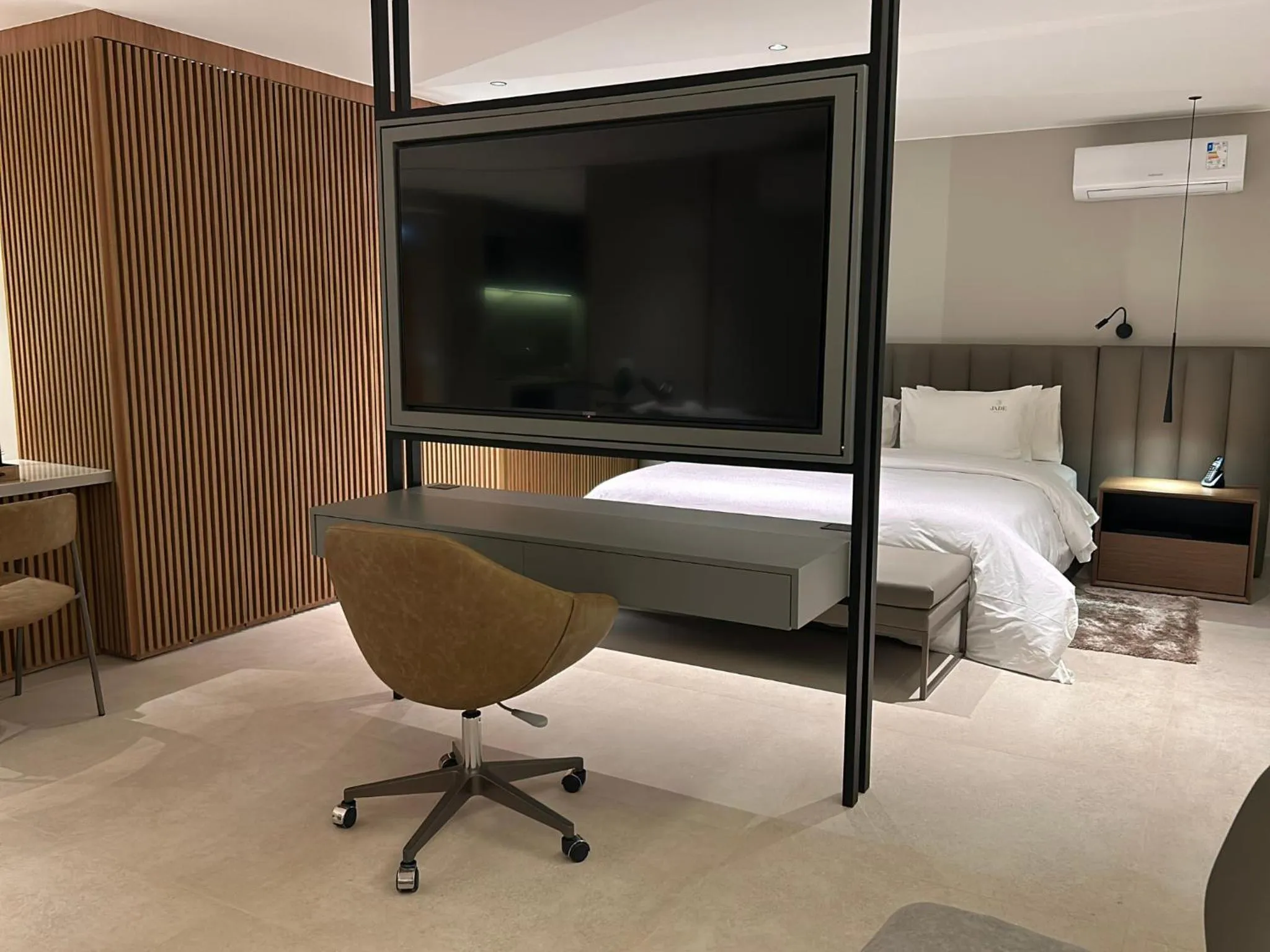 Bed in Jade Hotel Brasília