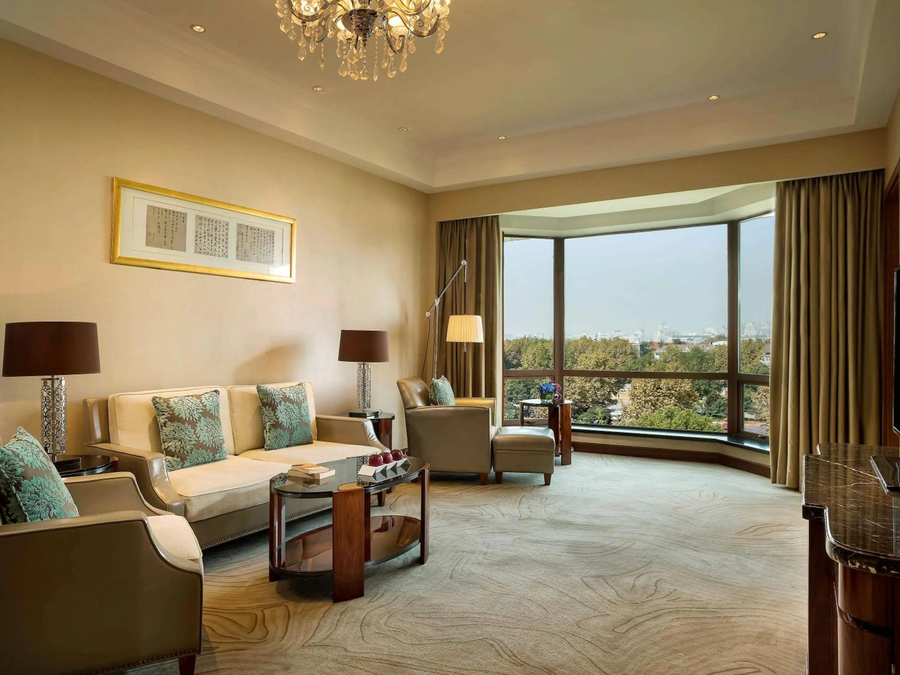 Photo of the whole room in Sofitel Hangzhou Westlake - Few steps to West Lake, with panoramic lake view terrace