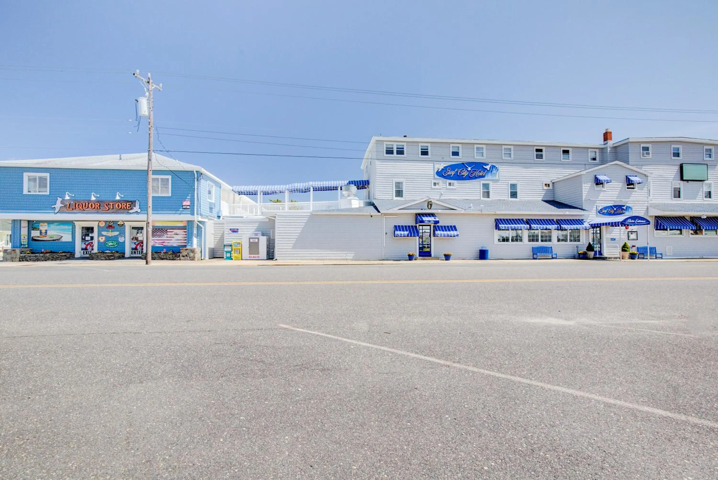 Property building in Surf City Hotel