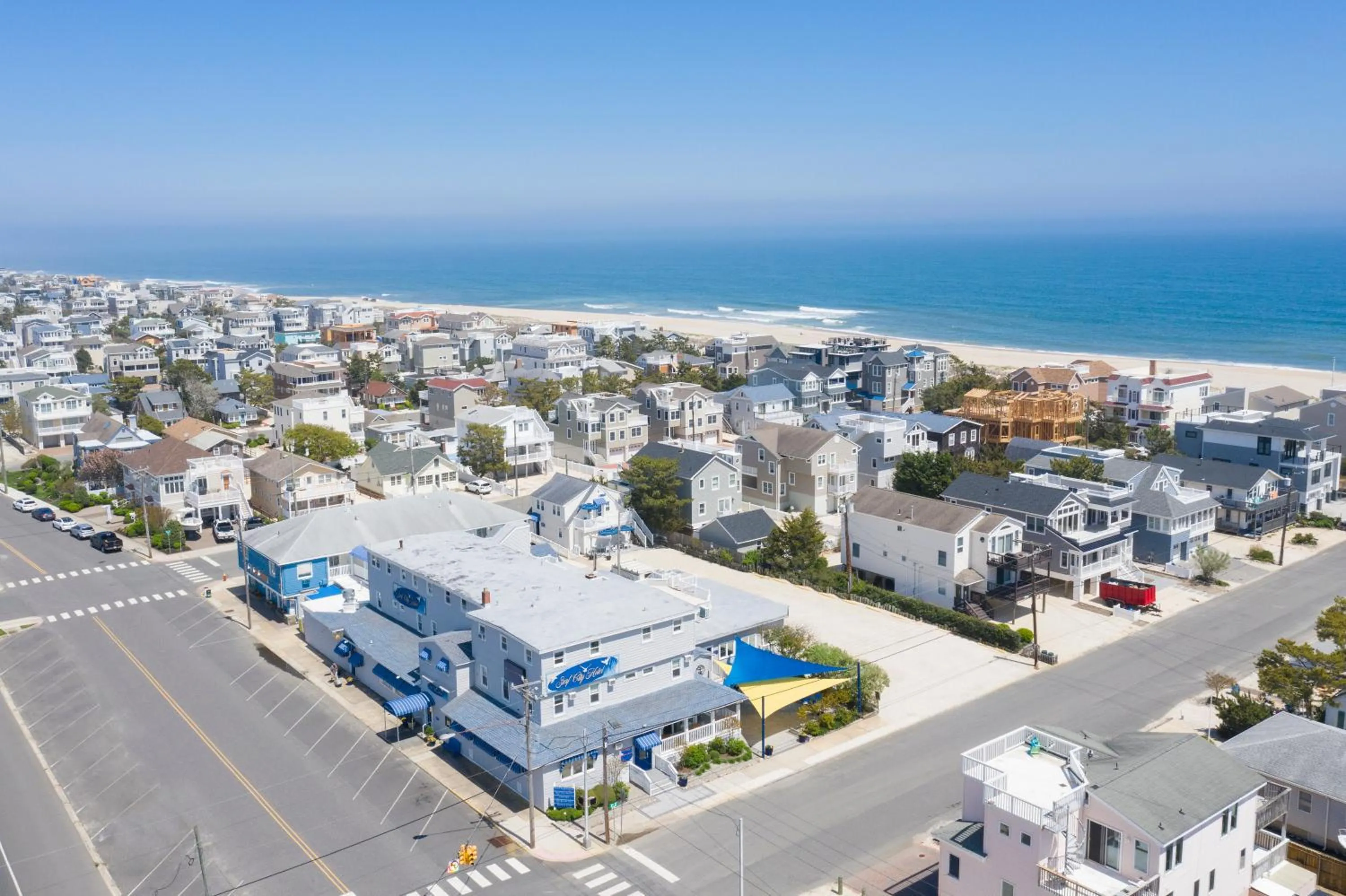 Property building in Surf City Hotel