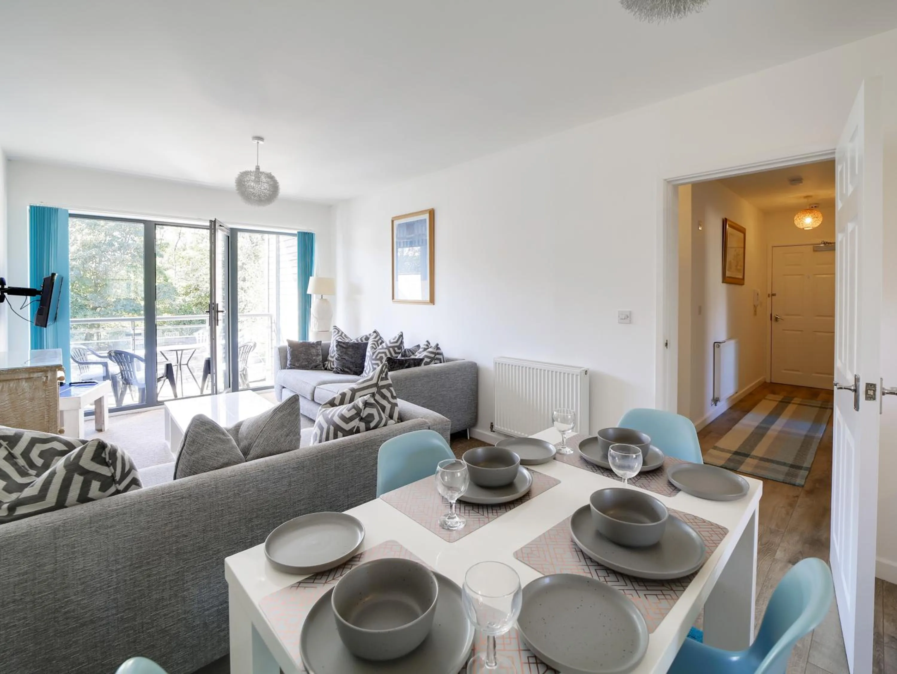 Dining area in Wheel Water Collections