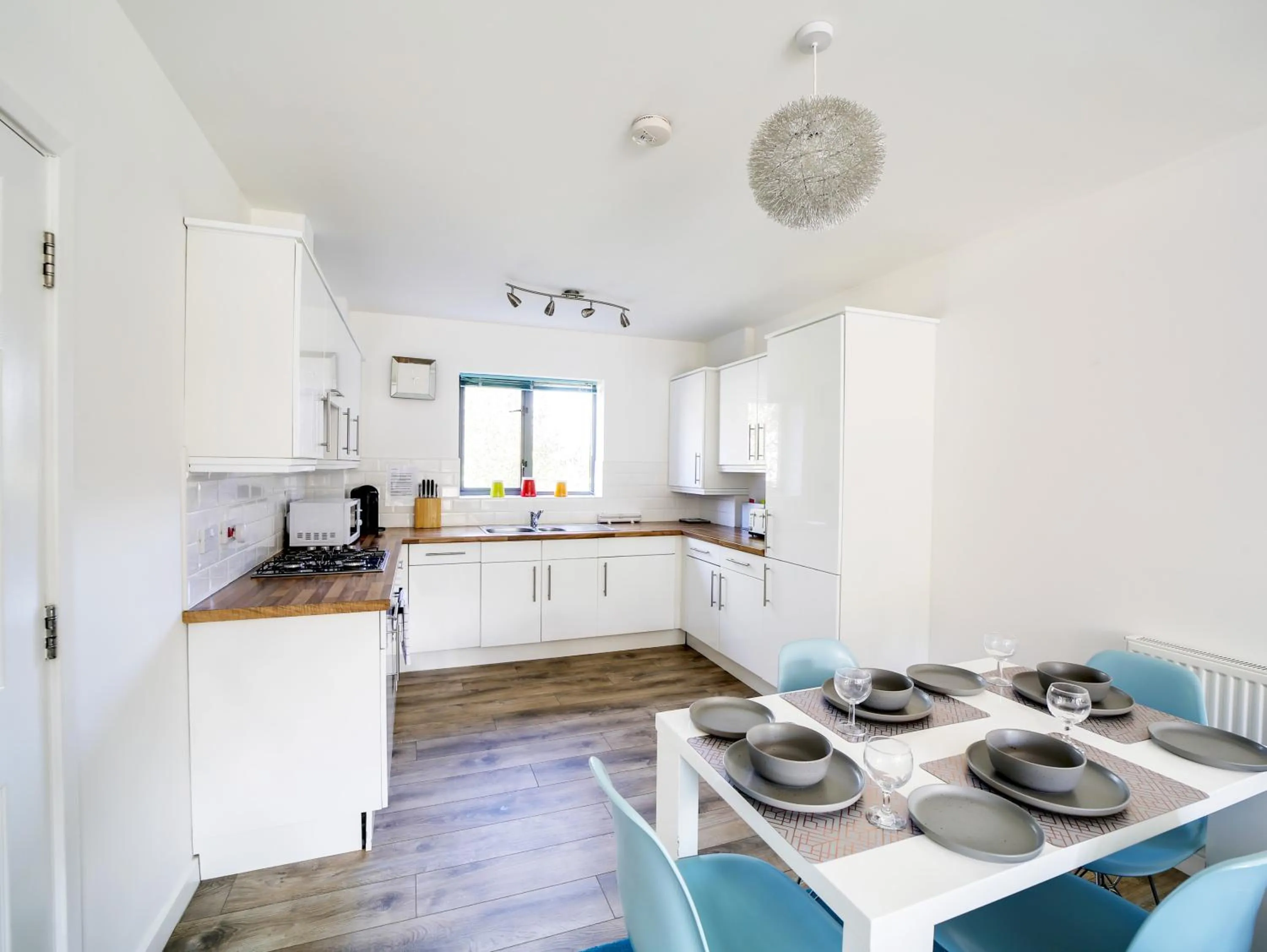 Kitchen or kitchenette in Wheel Water Collections