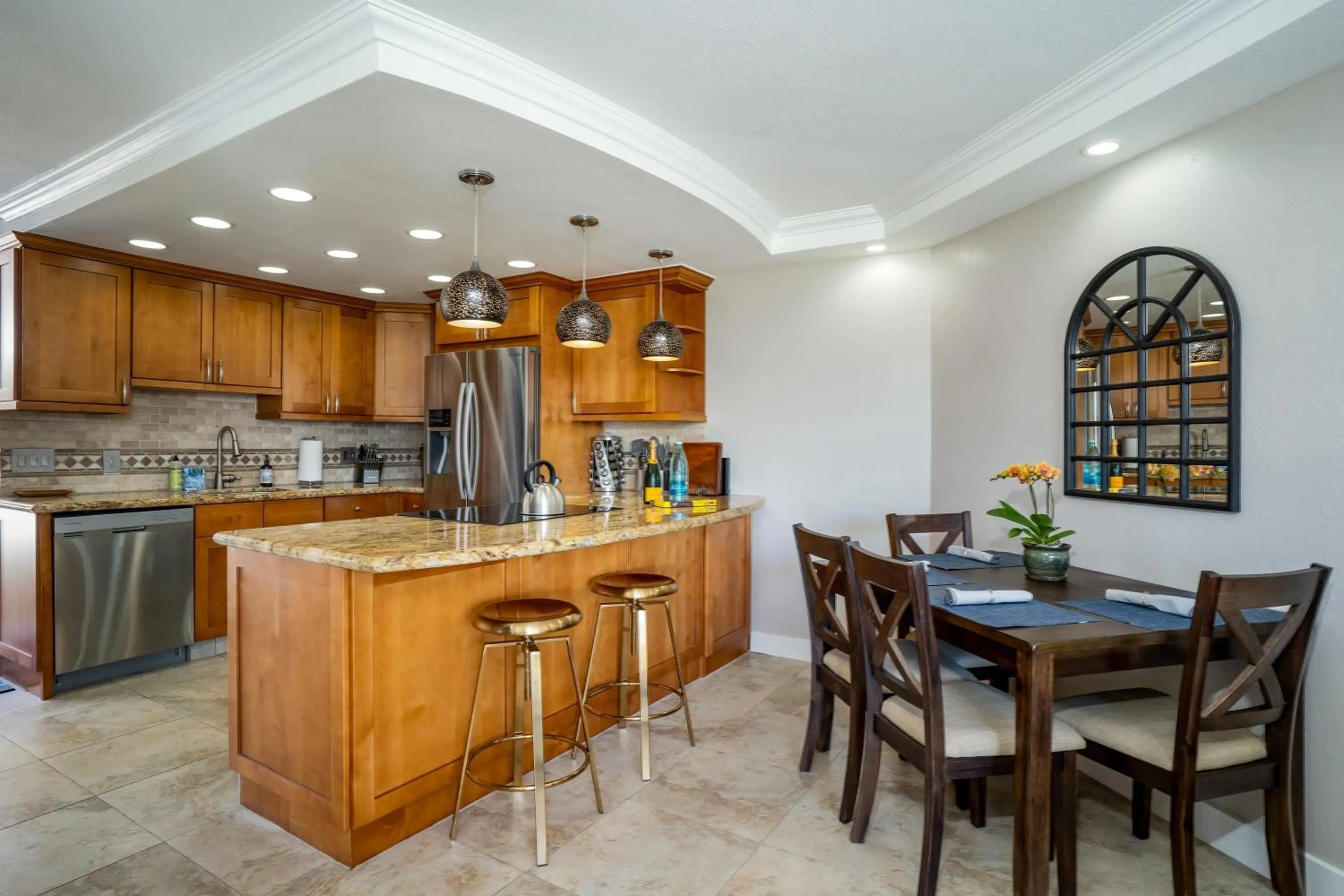 Elegant Oceanfront Vistas