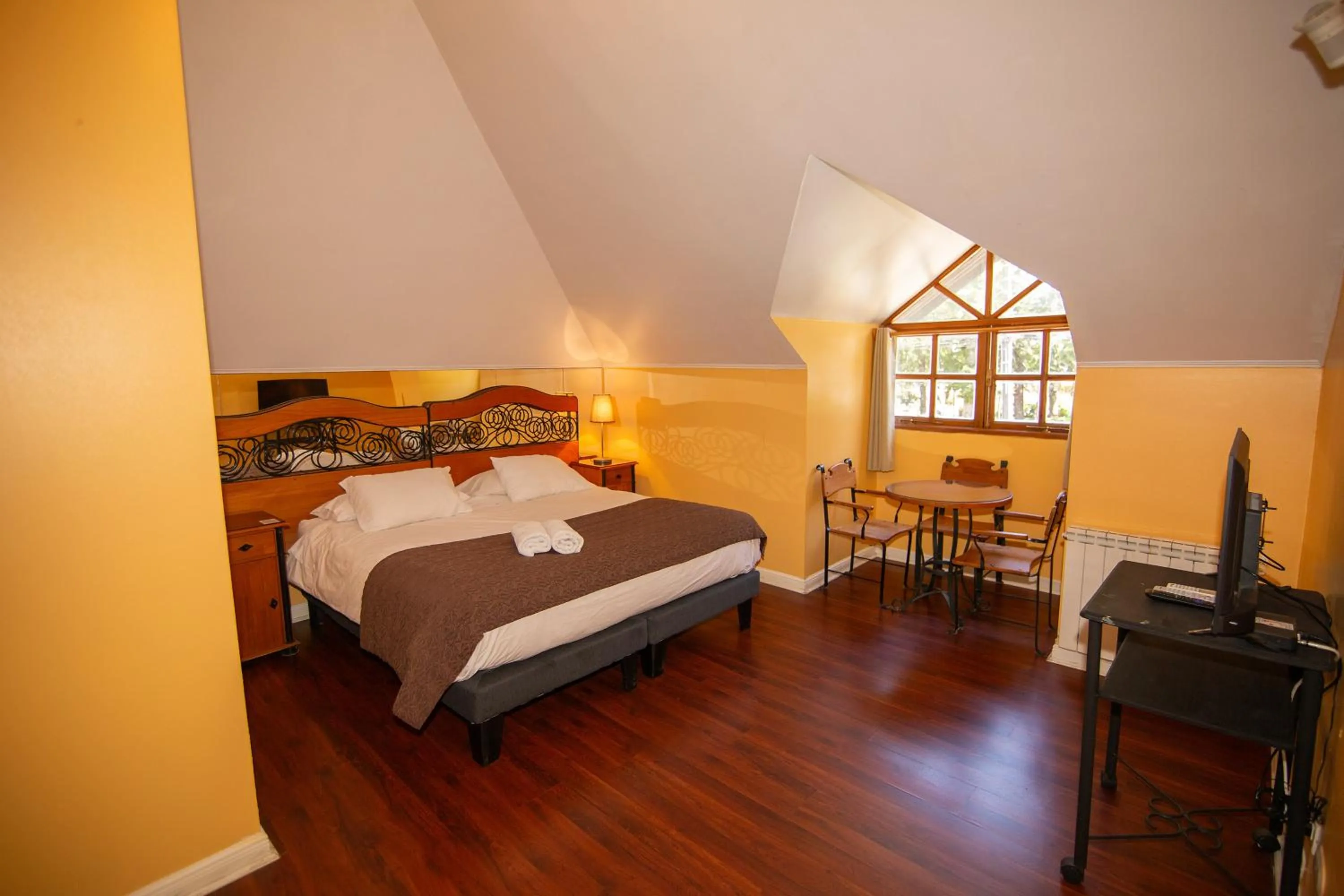 Bed in Hotel Inti Kuyen Plaza