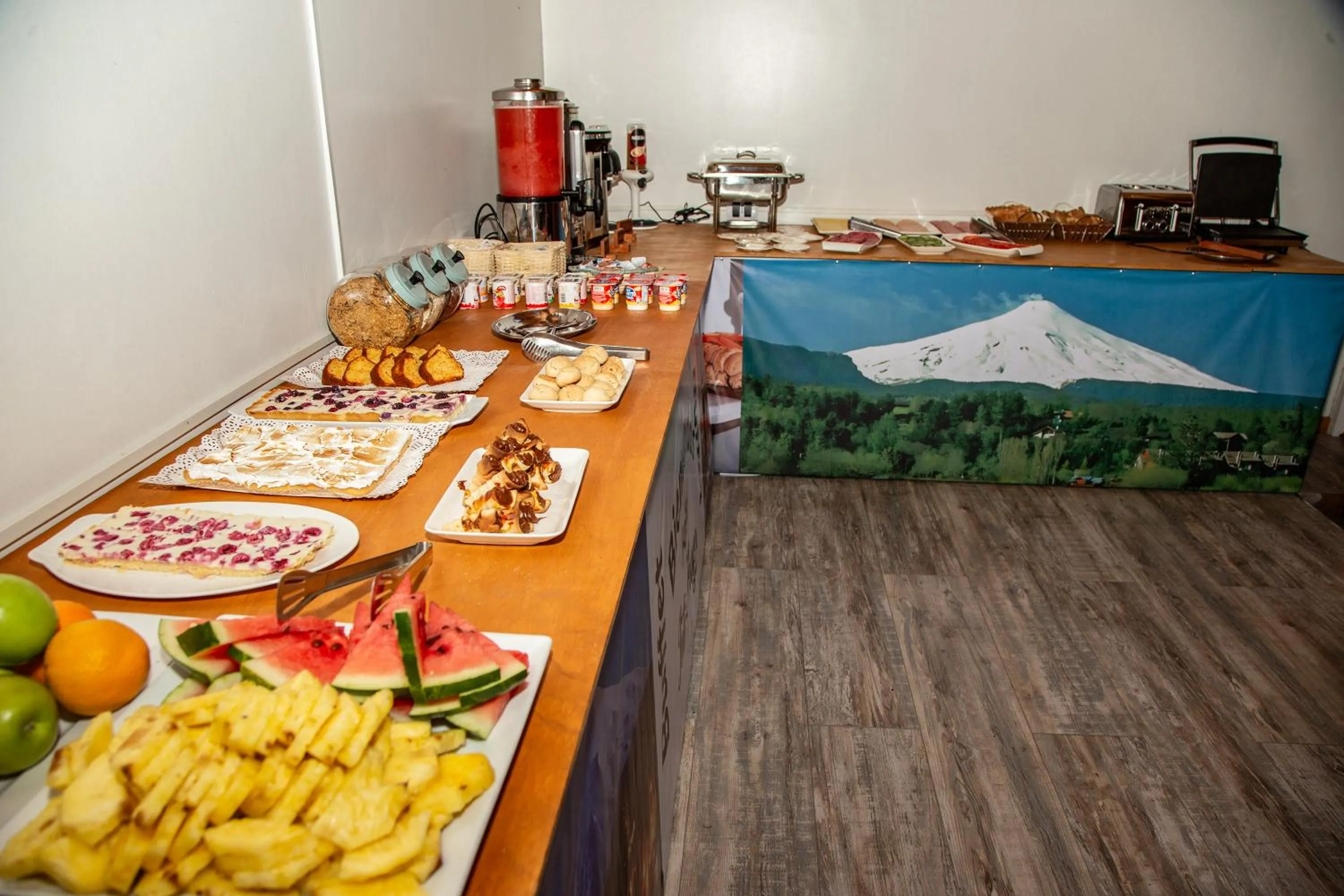 Breakfast in Hotel Inti Kuyen Plaza