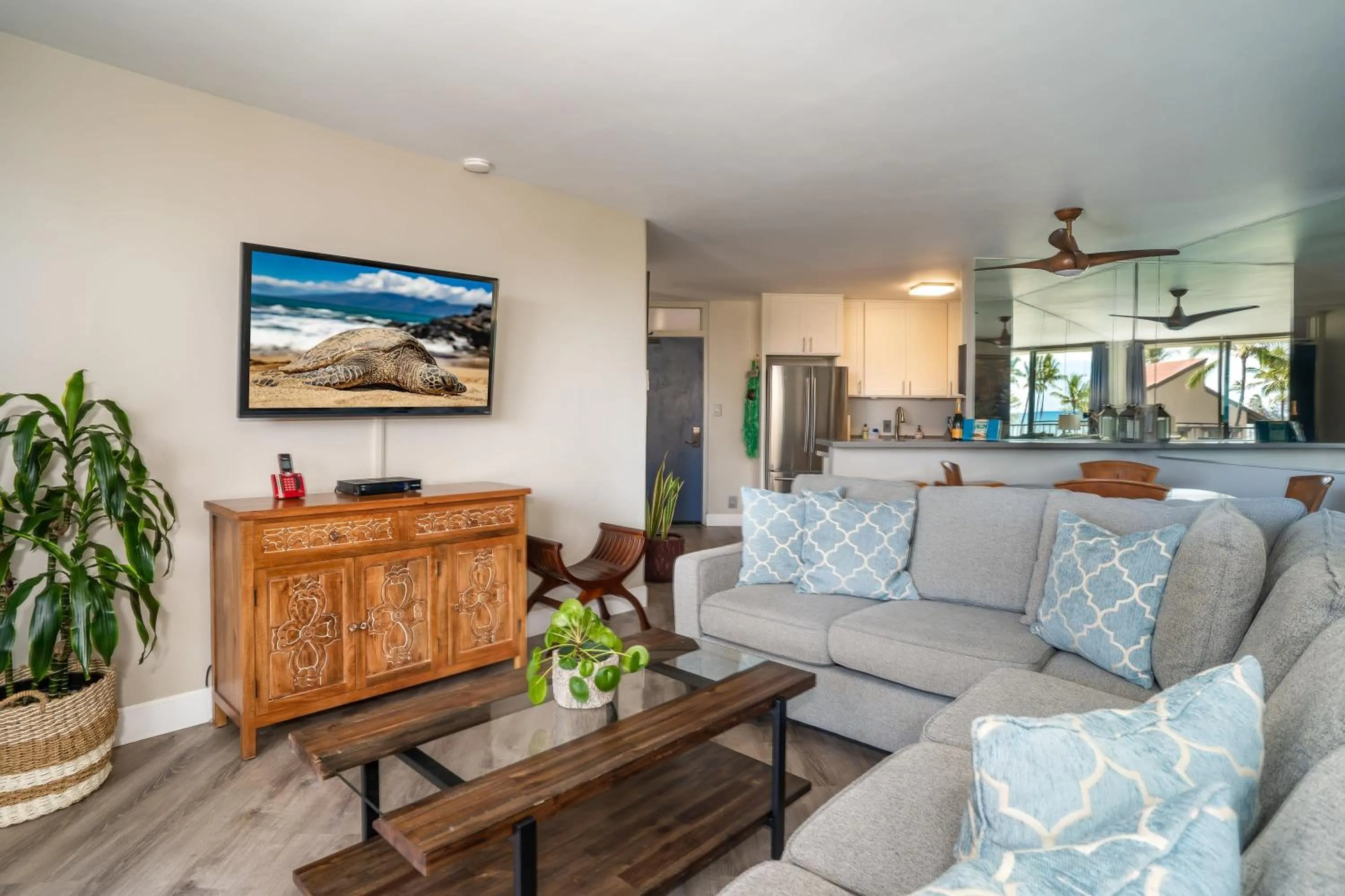 Sunny and Soothing Oceanfront Vistas