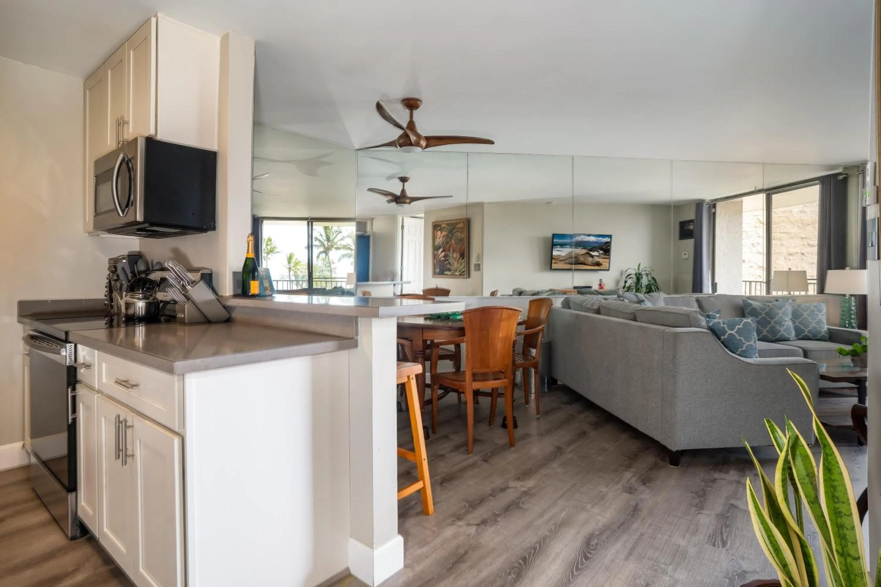 Sunny and Soothing Oceanfront Vistas