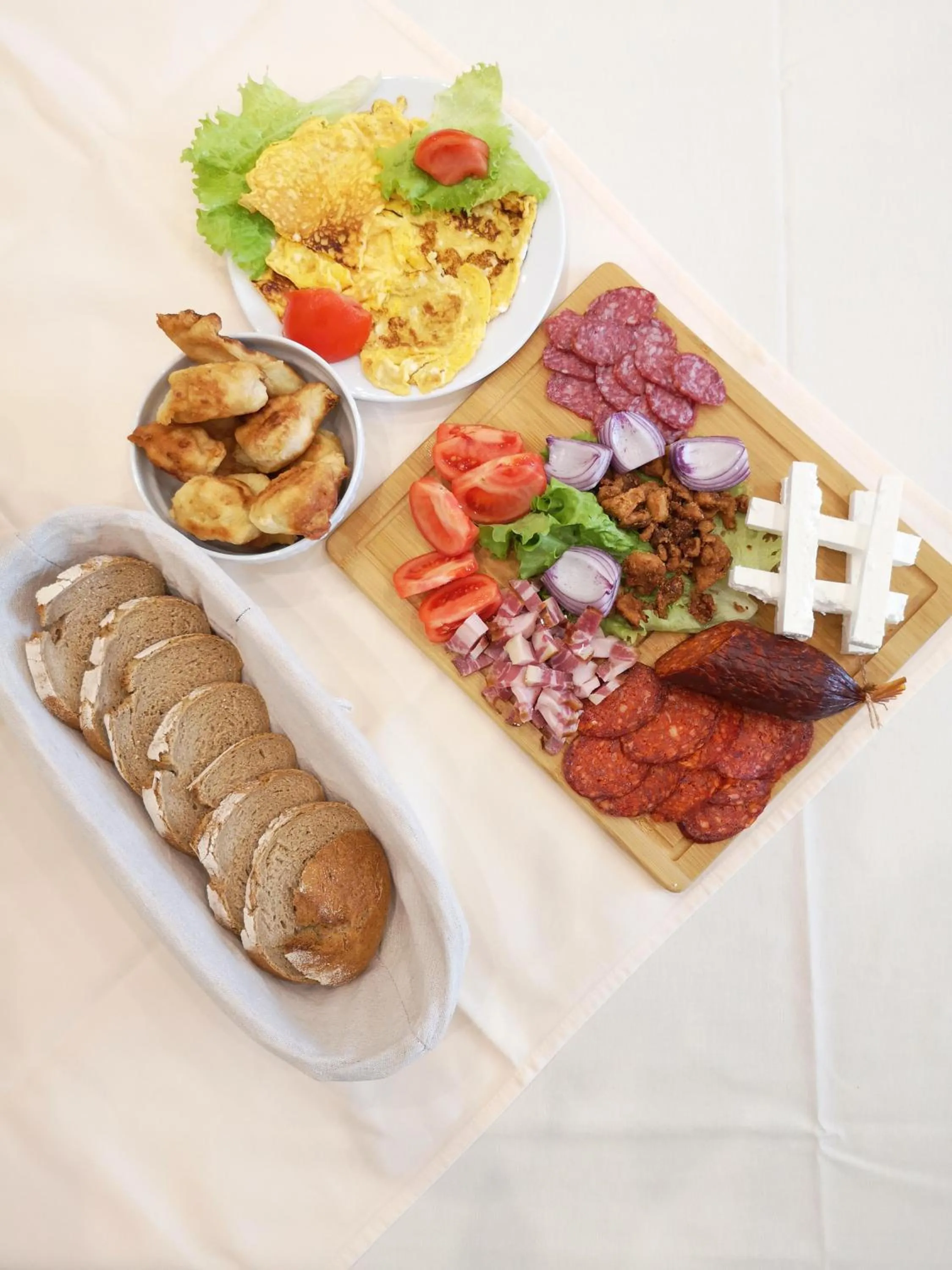 Food in Garni hotel FILIA