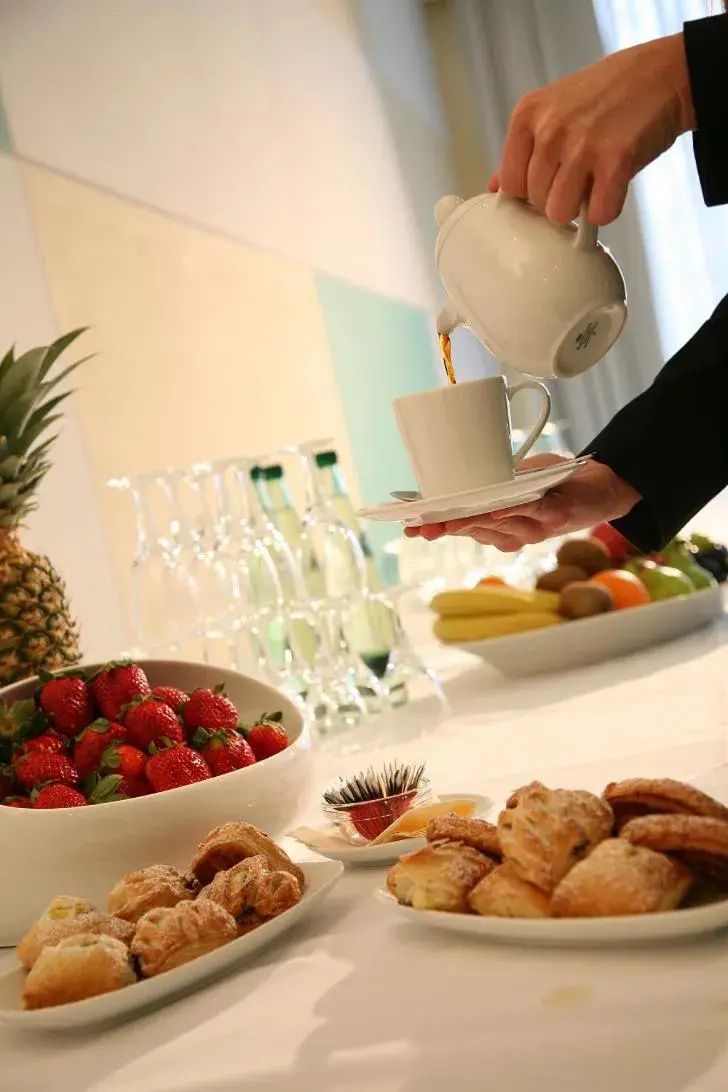 Restaurant/places to eat in Hotel Alexandersbad Restaurant/places to eat in Hotel Alexandersbad