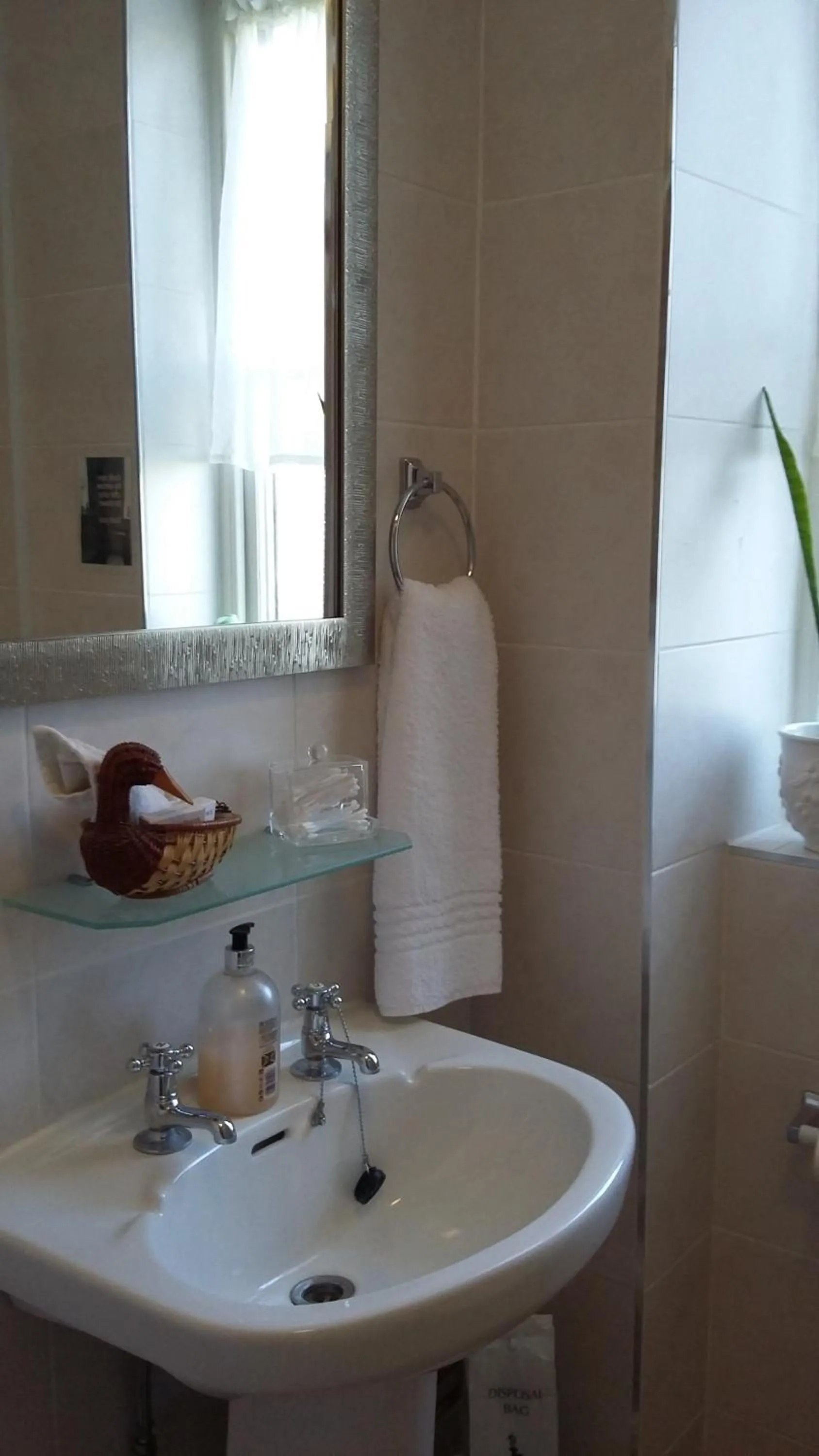 Bathroom in Maison Dieu Guest House