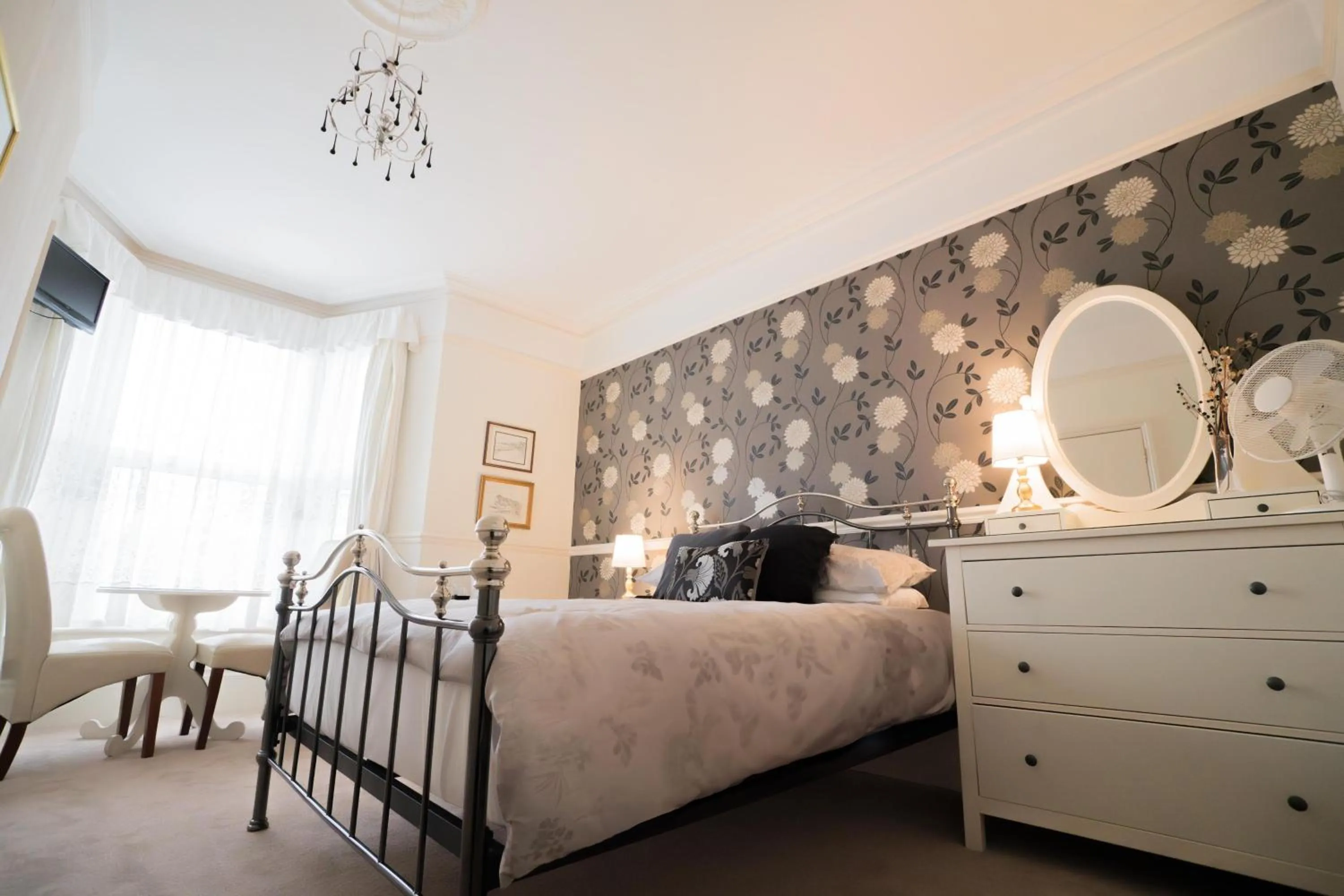 Photo of the whole room, Bed in Maison Dieu Guest House