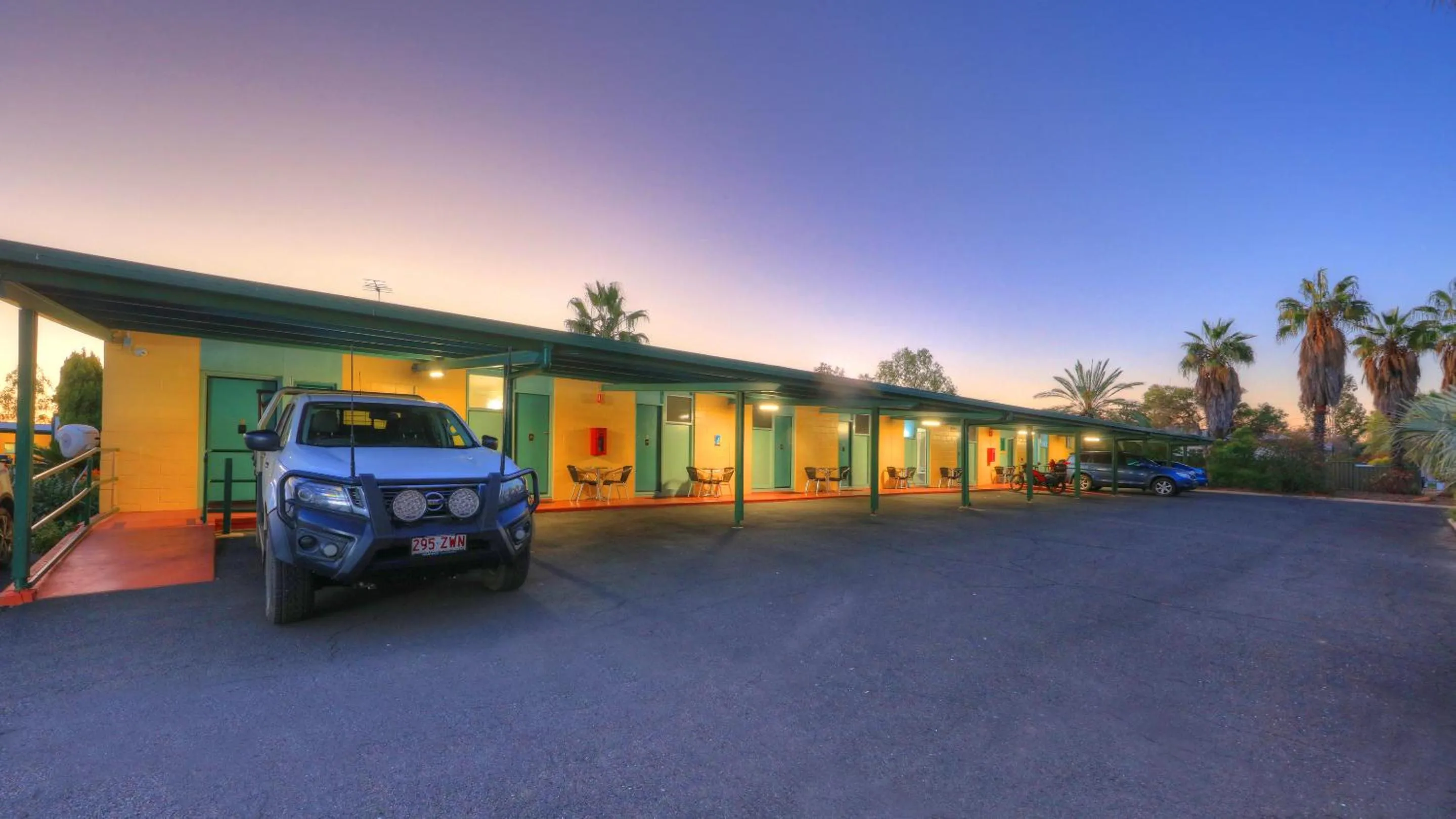 Property building in Motel Carnarvon