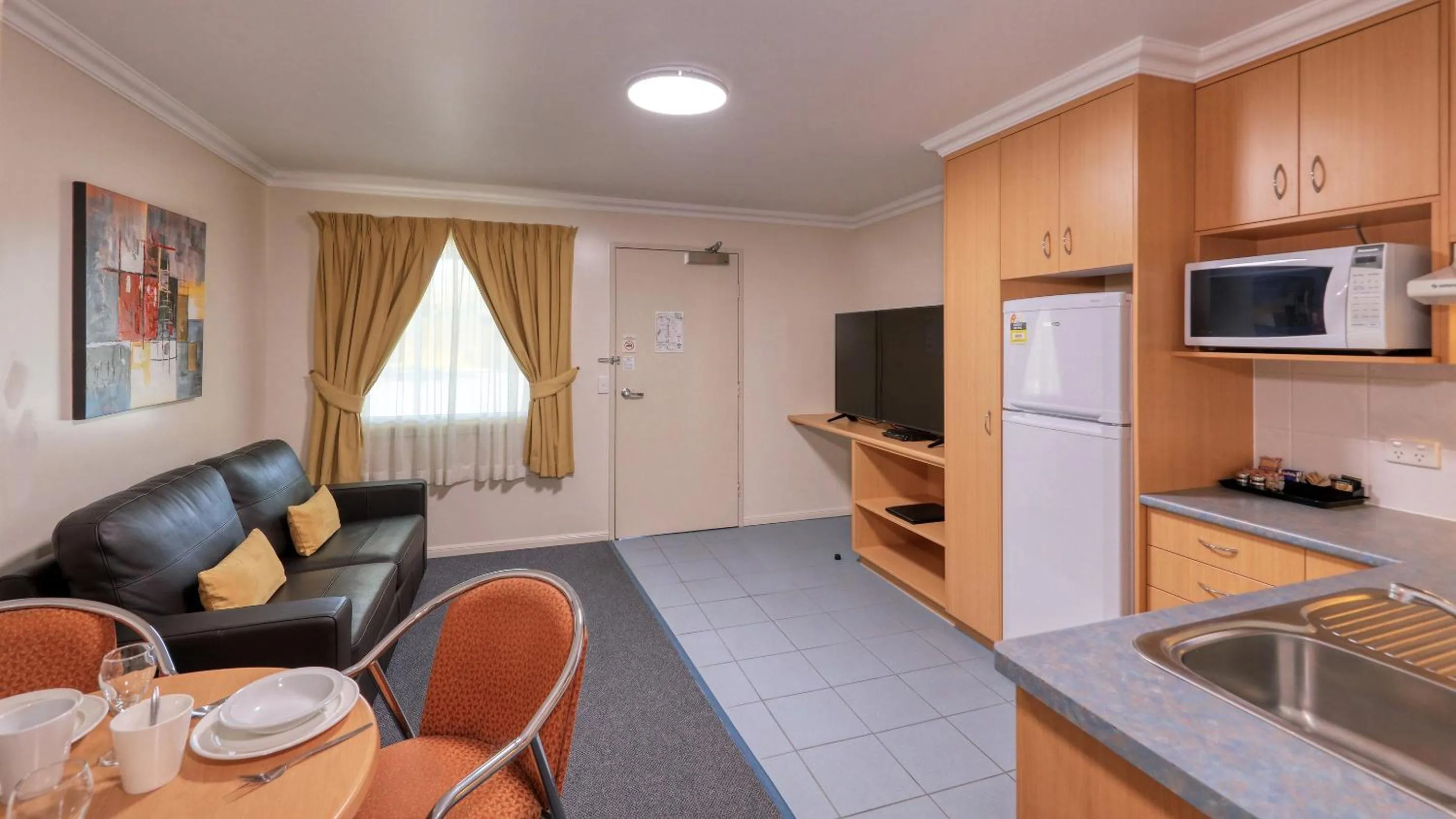 TV and multimedia in Motel Carnarvon