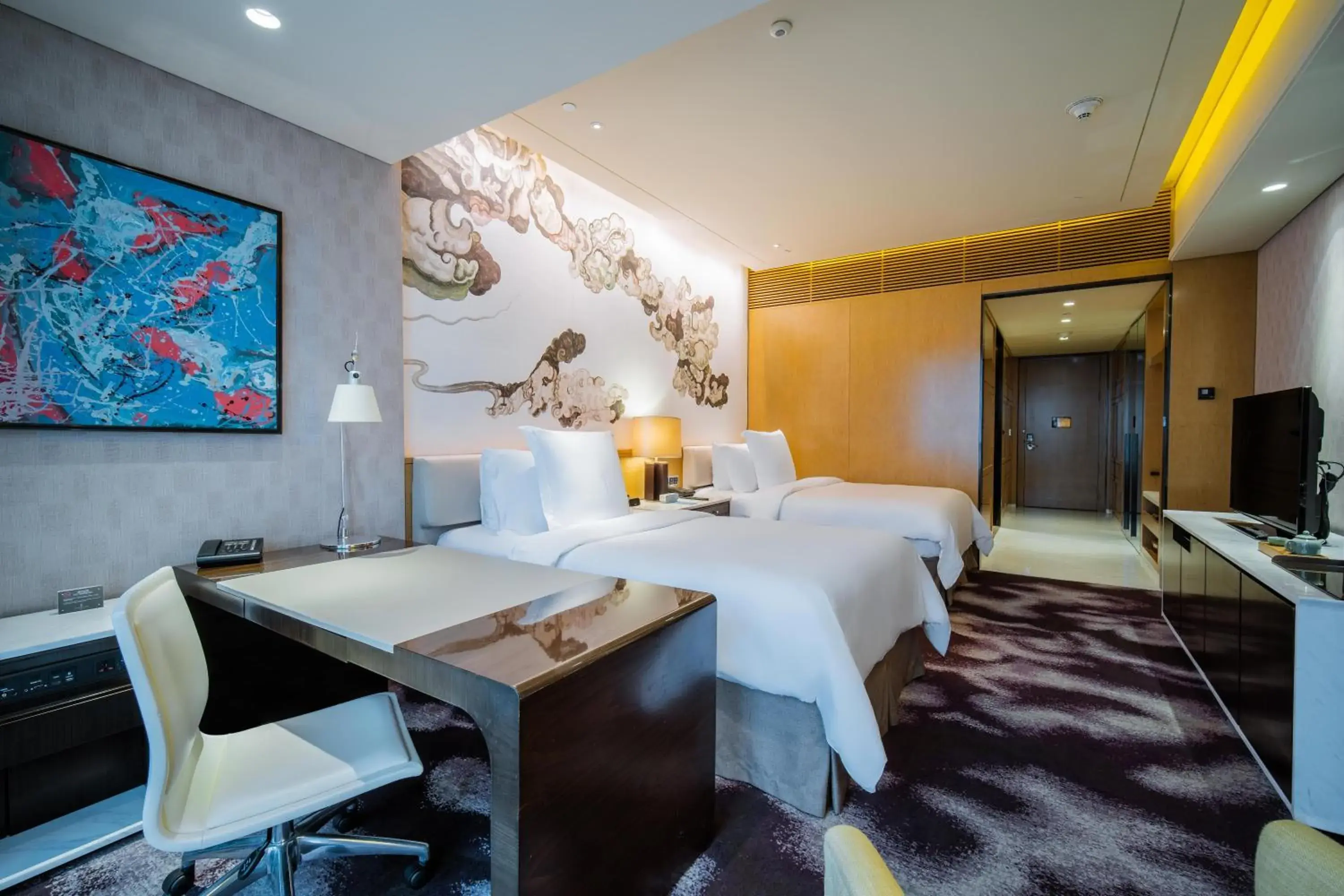 Bed in Four Seasons Hotel Shenzhen Bed in Four Seasons Hotel Shenzhen