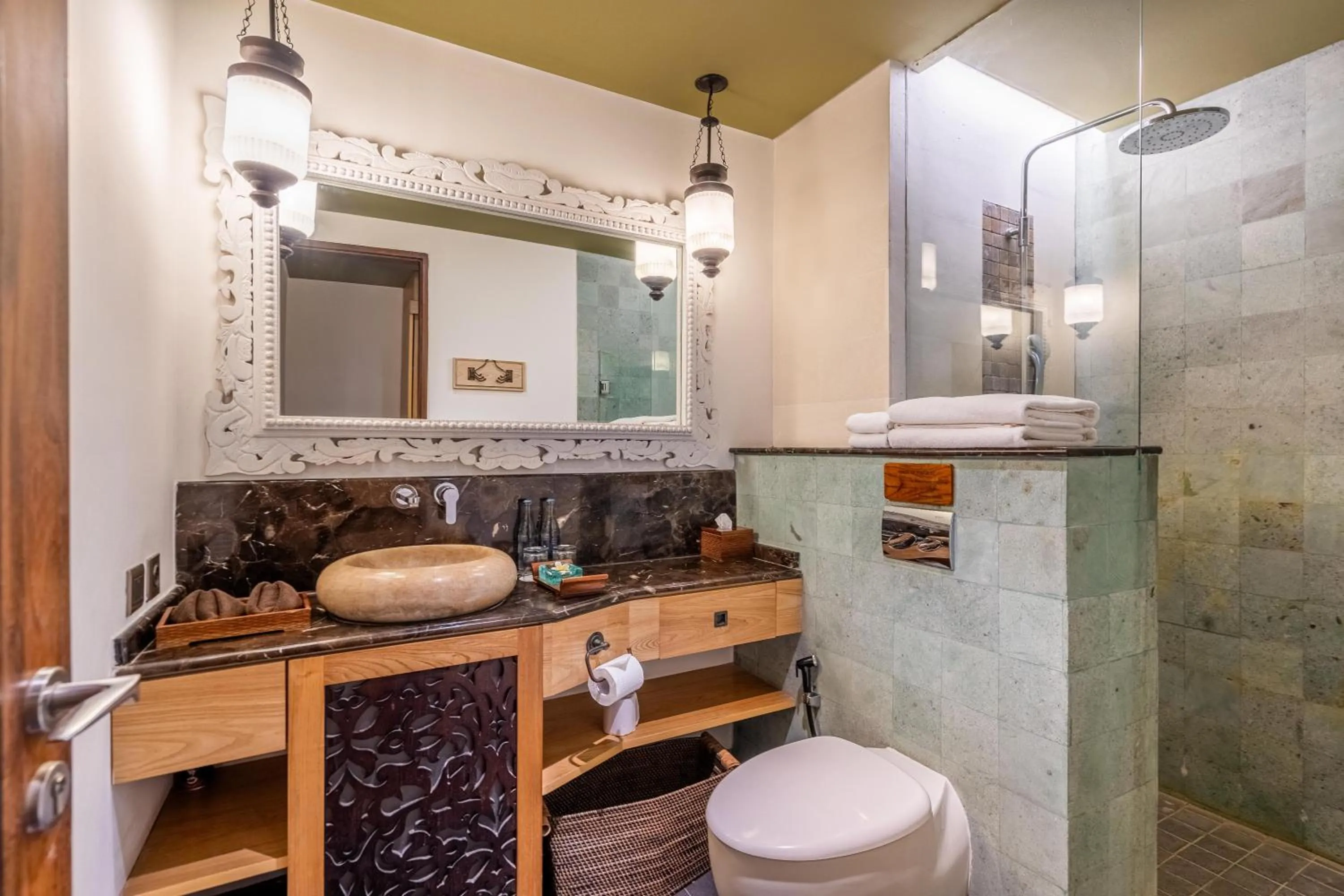 Bathroom in Kejora Suites