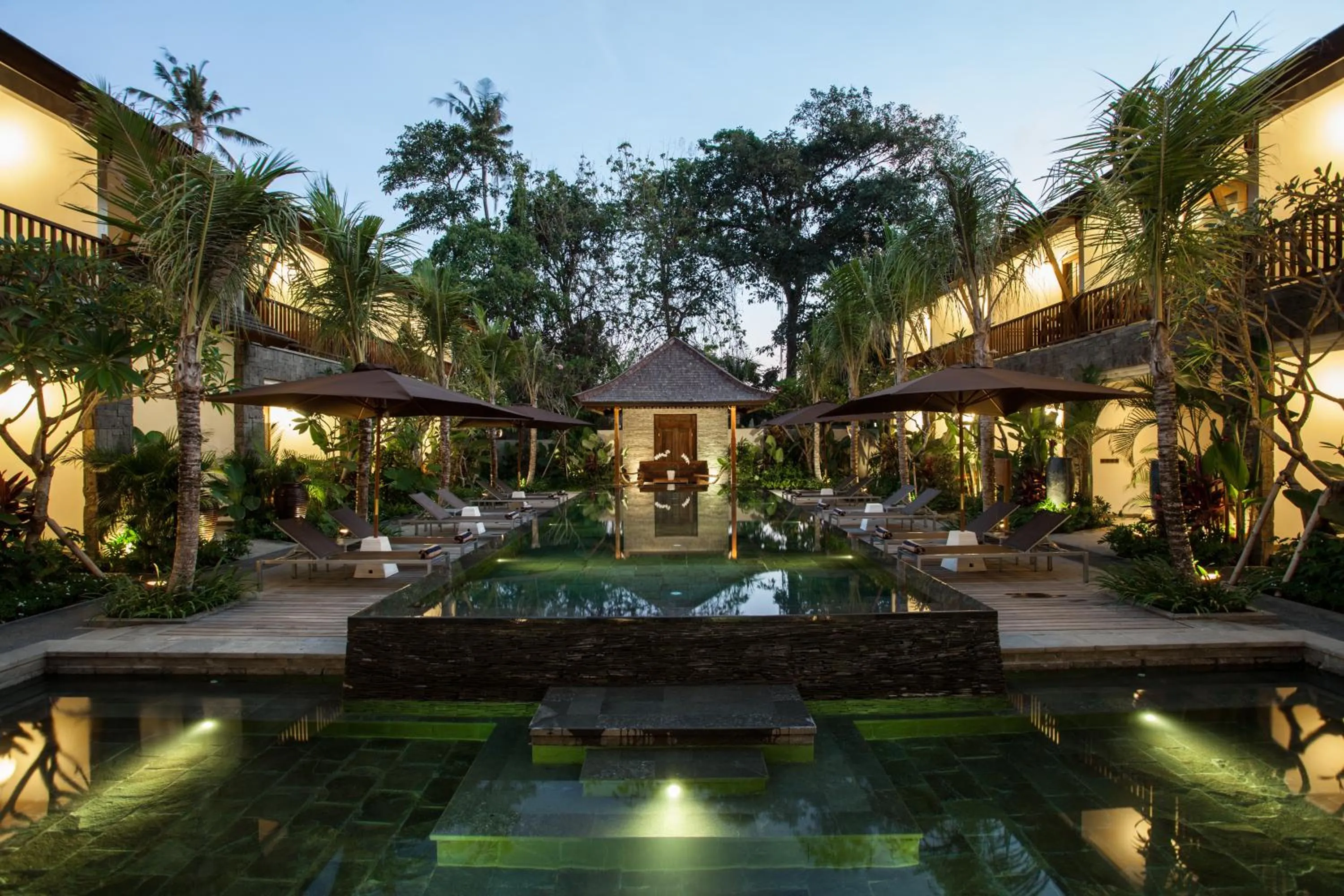 Swimming pool in Kejora Suites