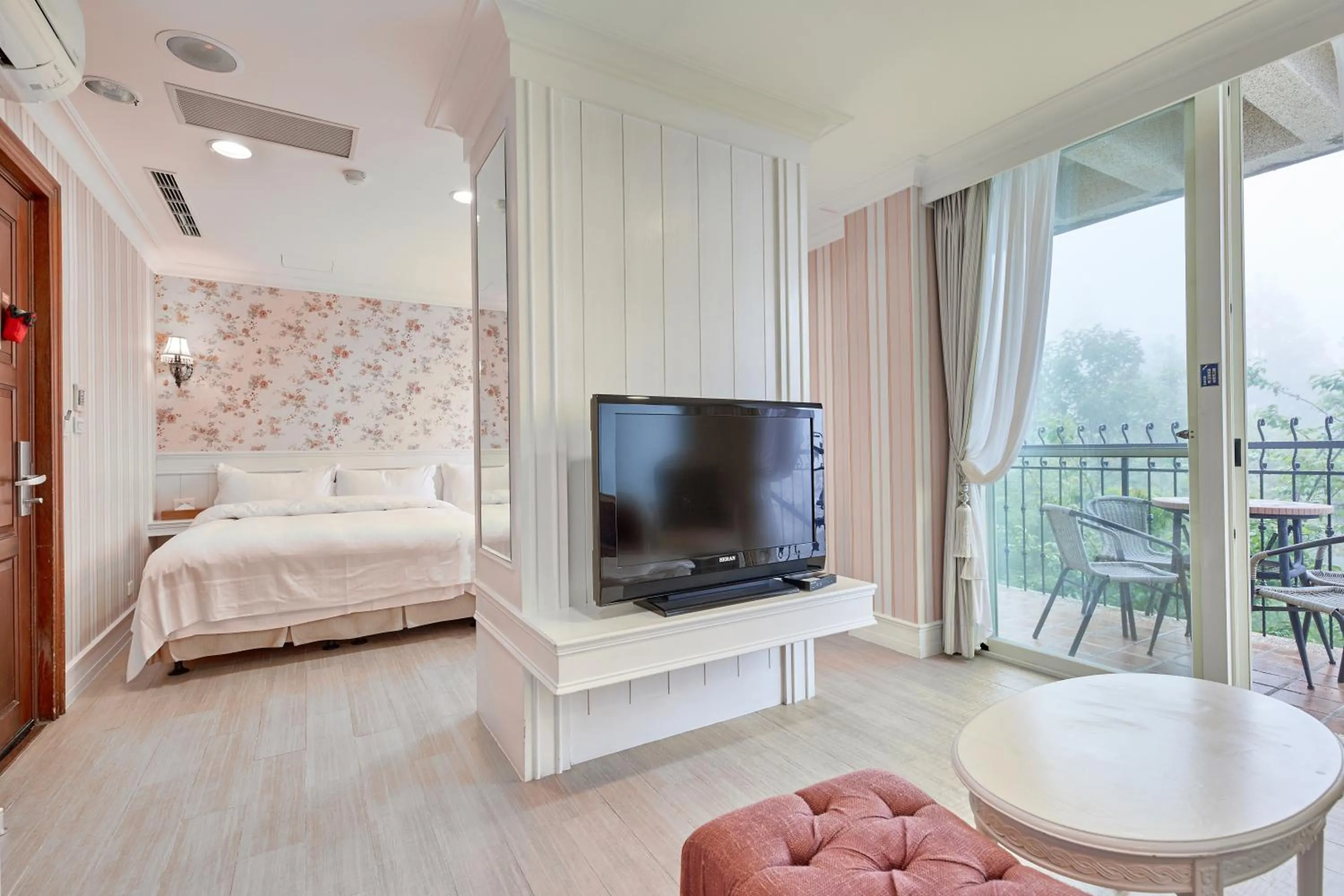 Bed in Ming Ging Farm