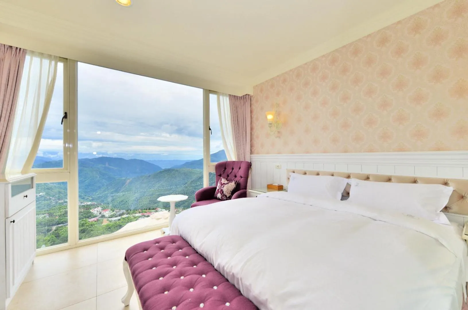 Bed in Ming Ging Farm