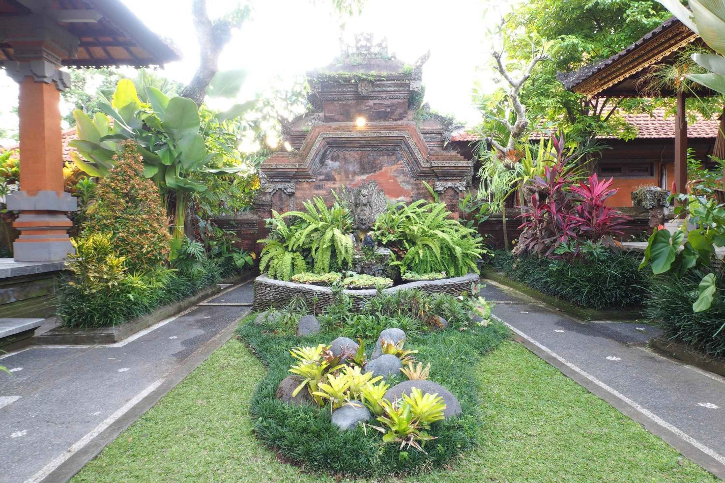 Garden view in Puri Anyar Heritage