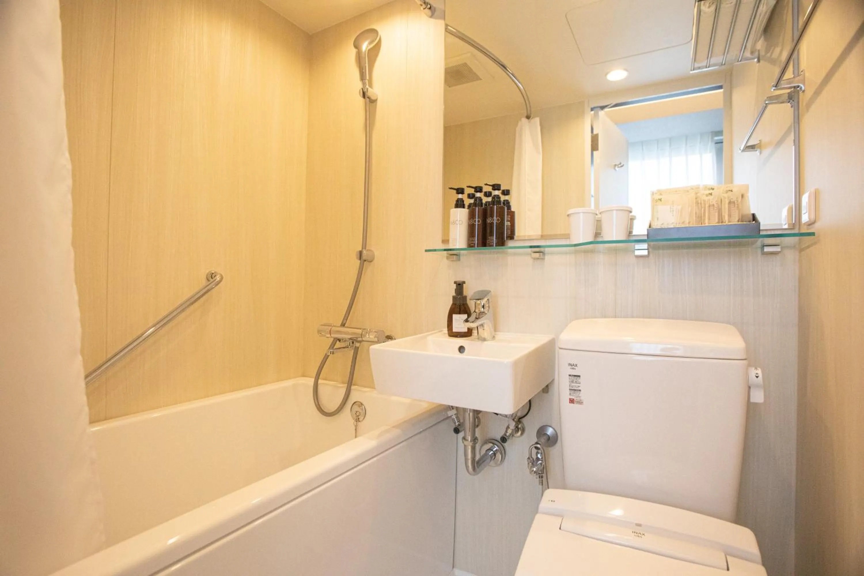 Toilet in Wishton Hotel Yukari