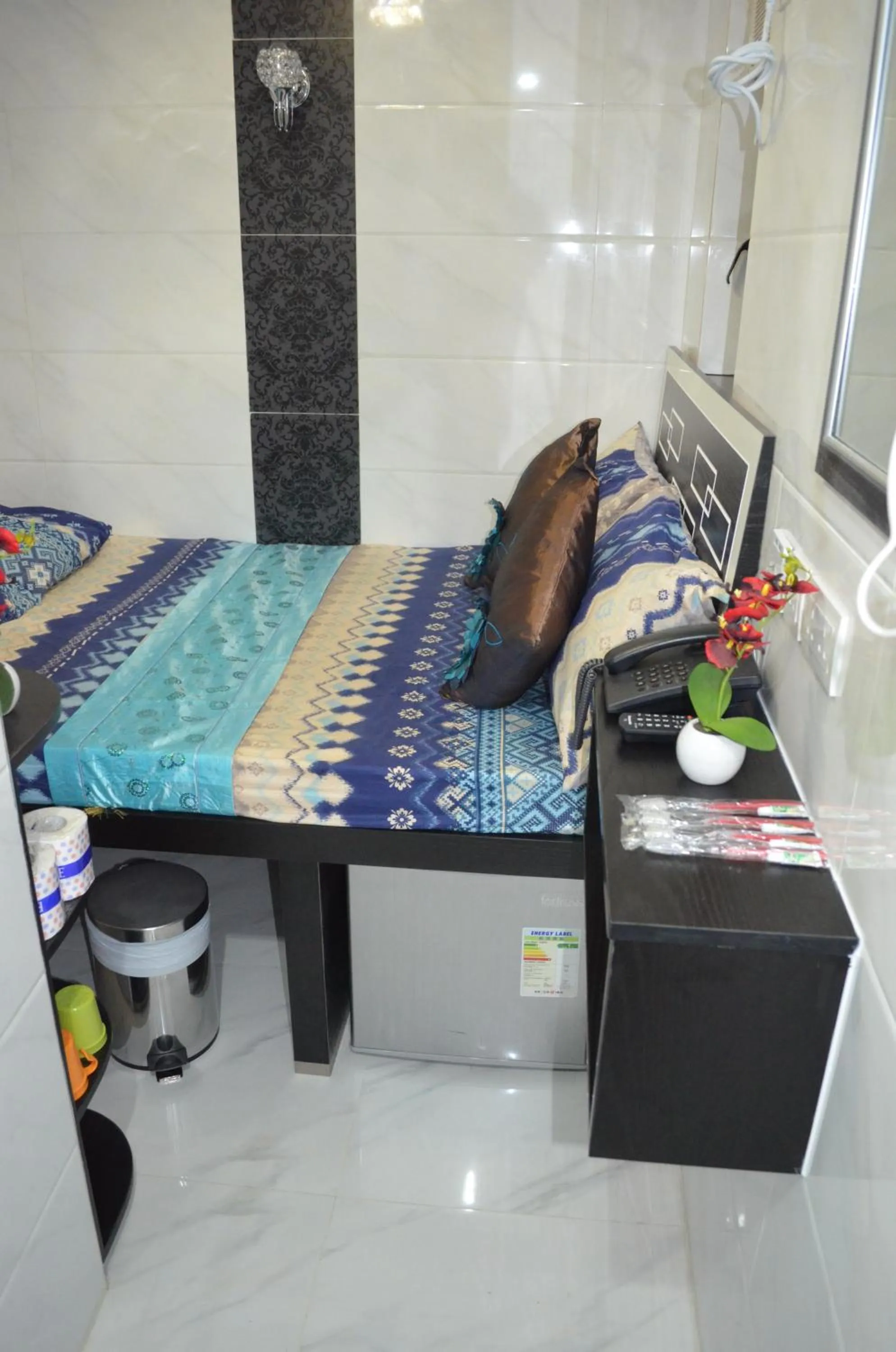 Bed in Skylark Hostel