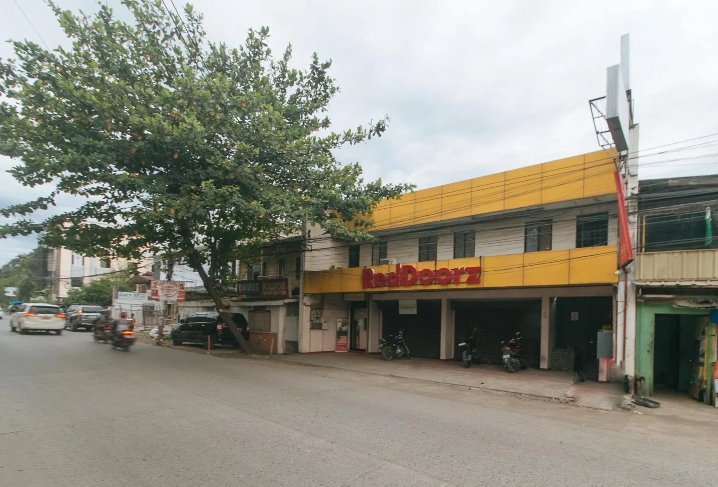 Property building in RedDoorz @ Camaman-An Cagayan De Oro City Property building in RedDoorz @ Camaman-An Cagayan De Oro City