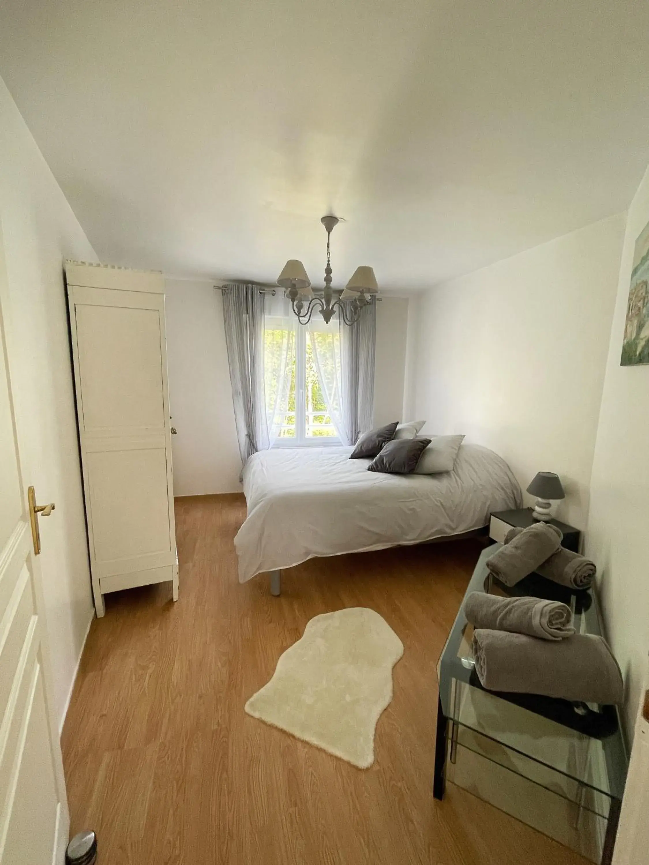 Bedroom, Bed in LA MAISON DE DELSY Bedroom, Bed in LA MAISON DE DELSY