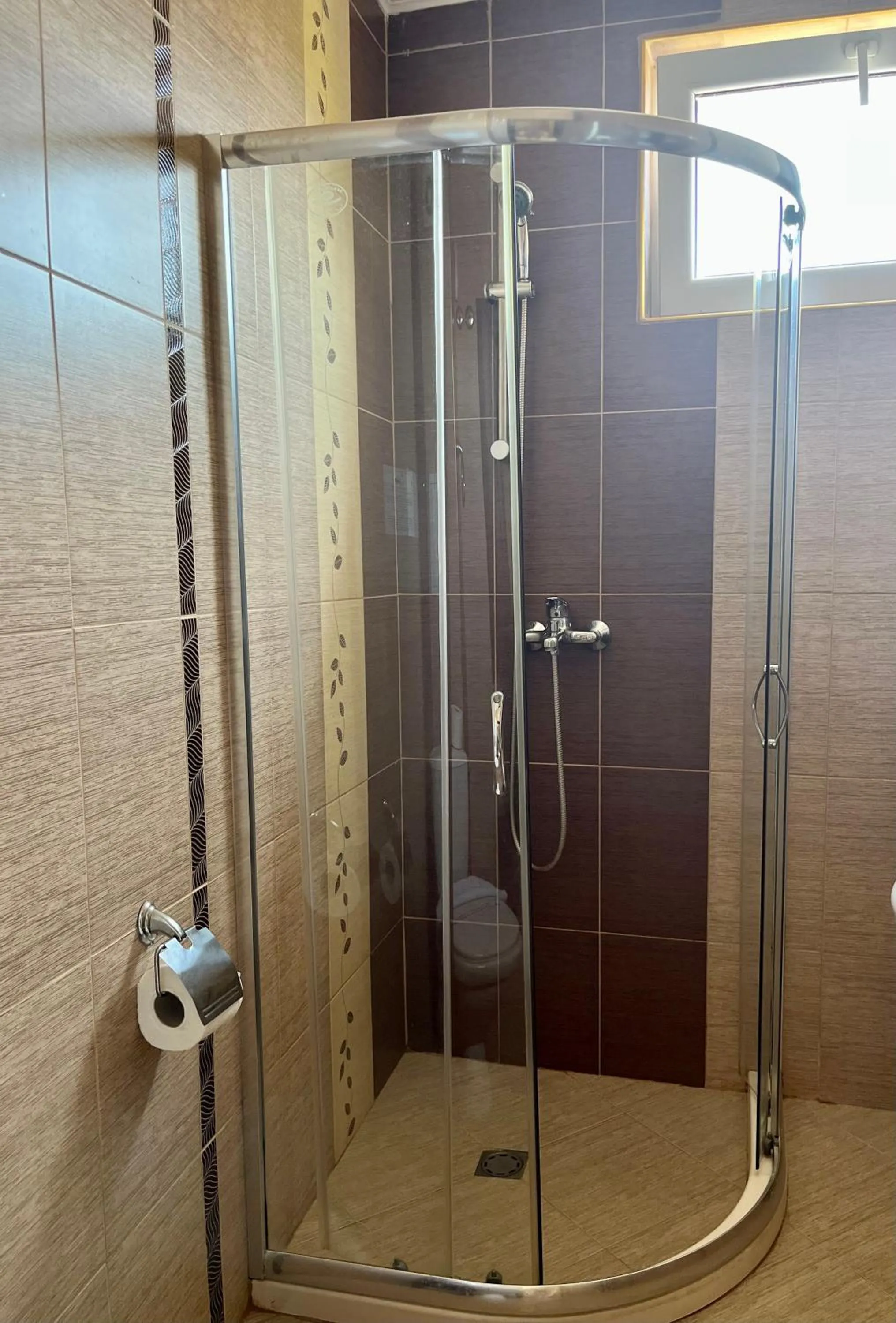 Shower in Villa Orange