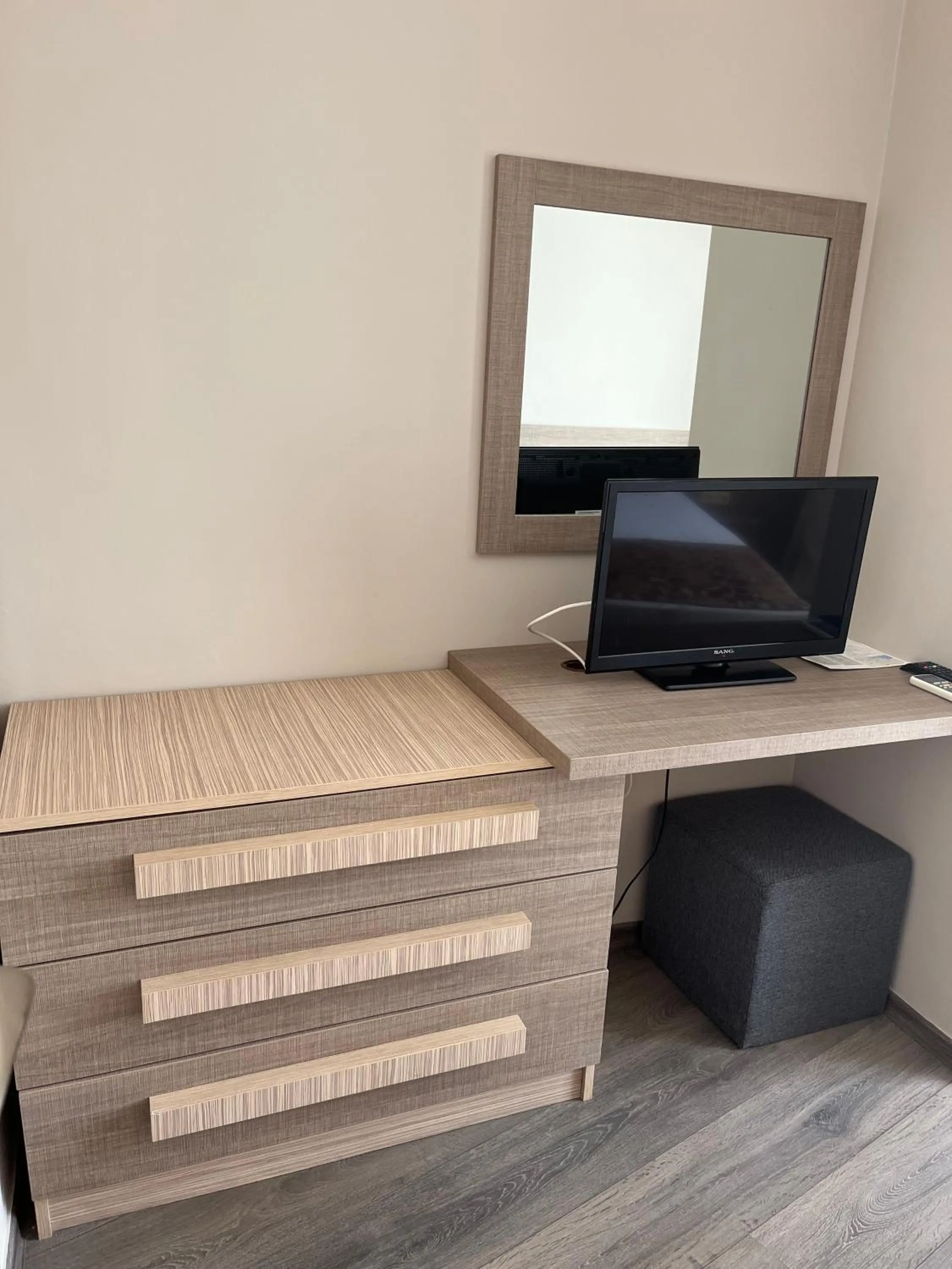 Communal lounge/ TV room in Villa Orange