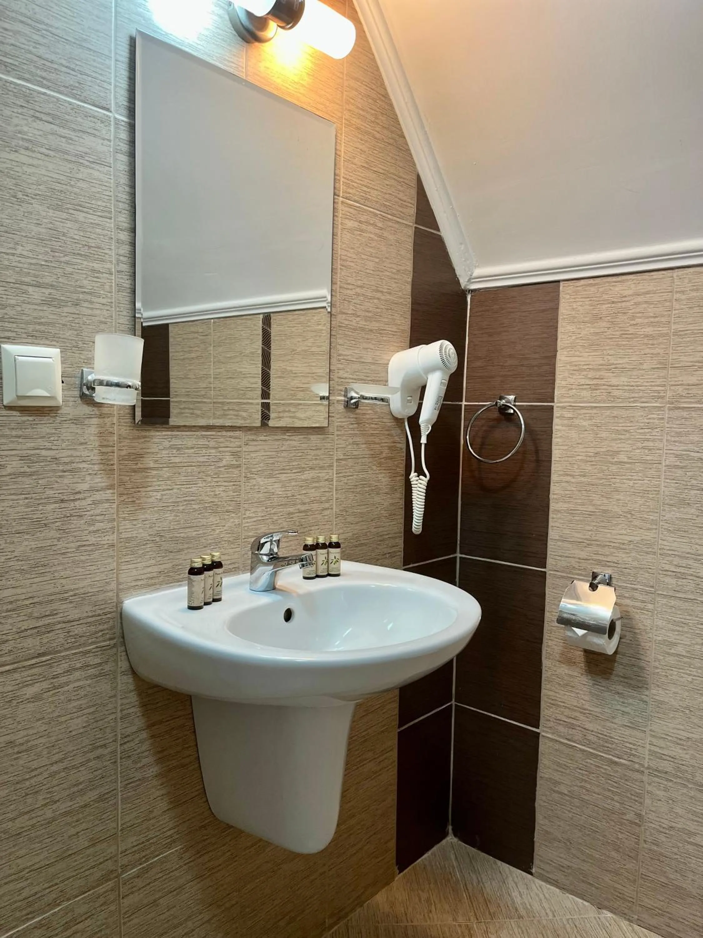 Shower in Villa Orange