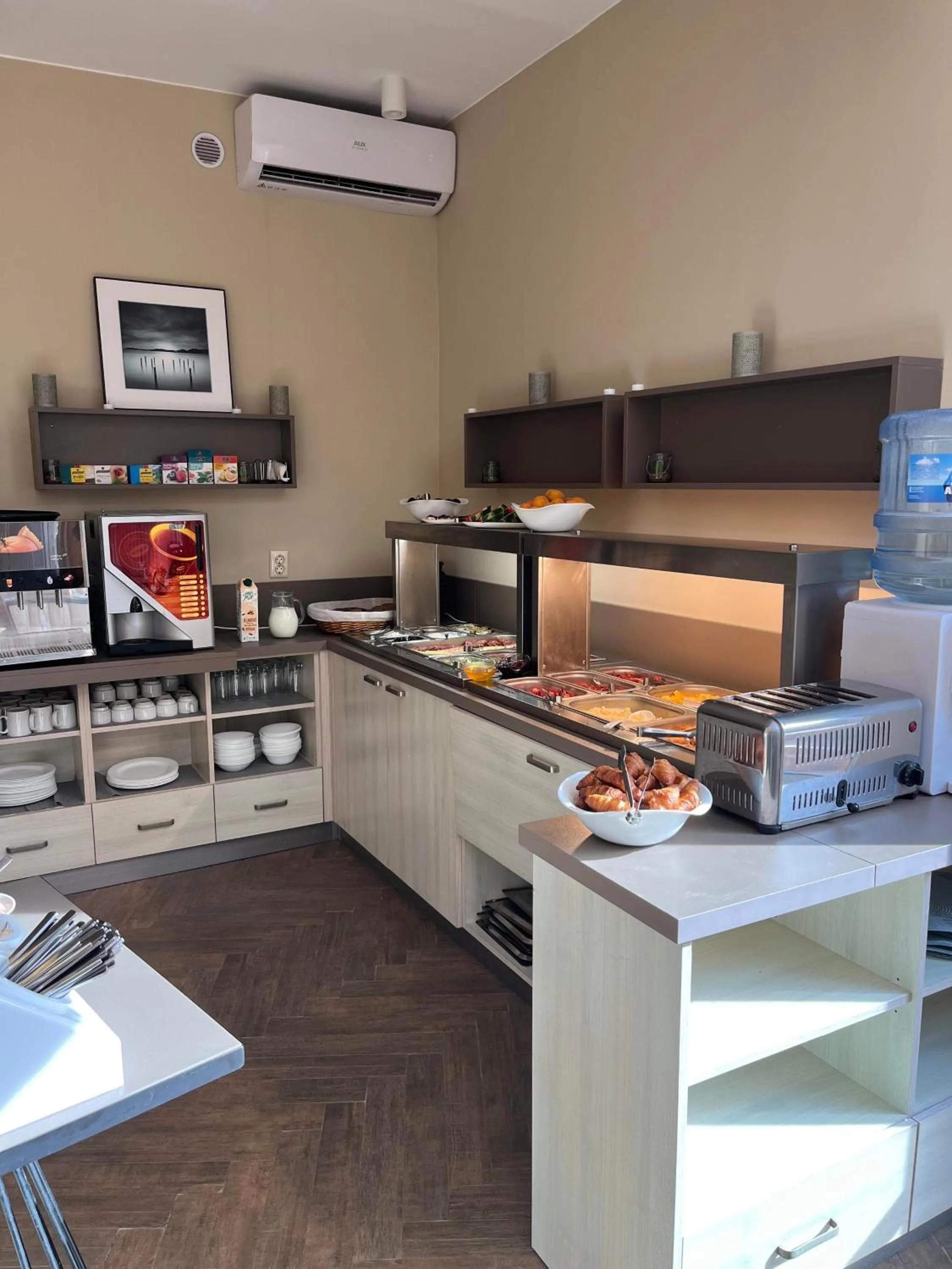 Food in Villa Orange