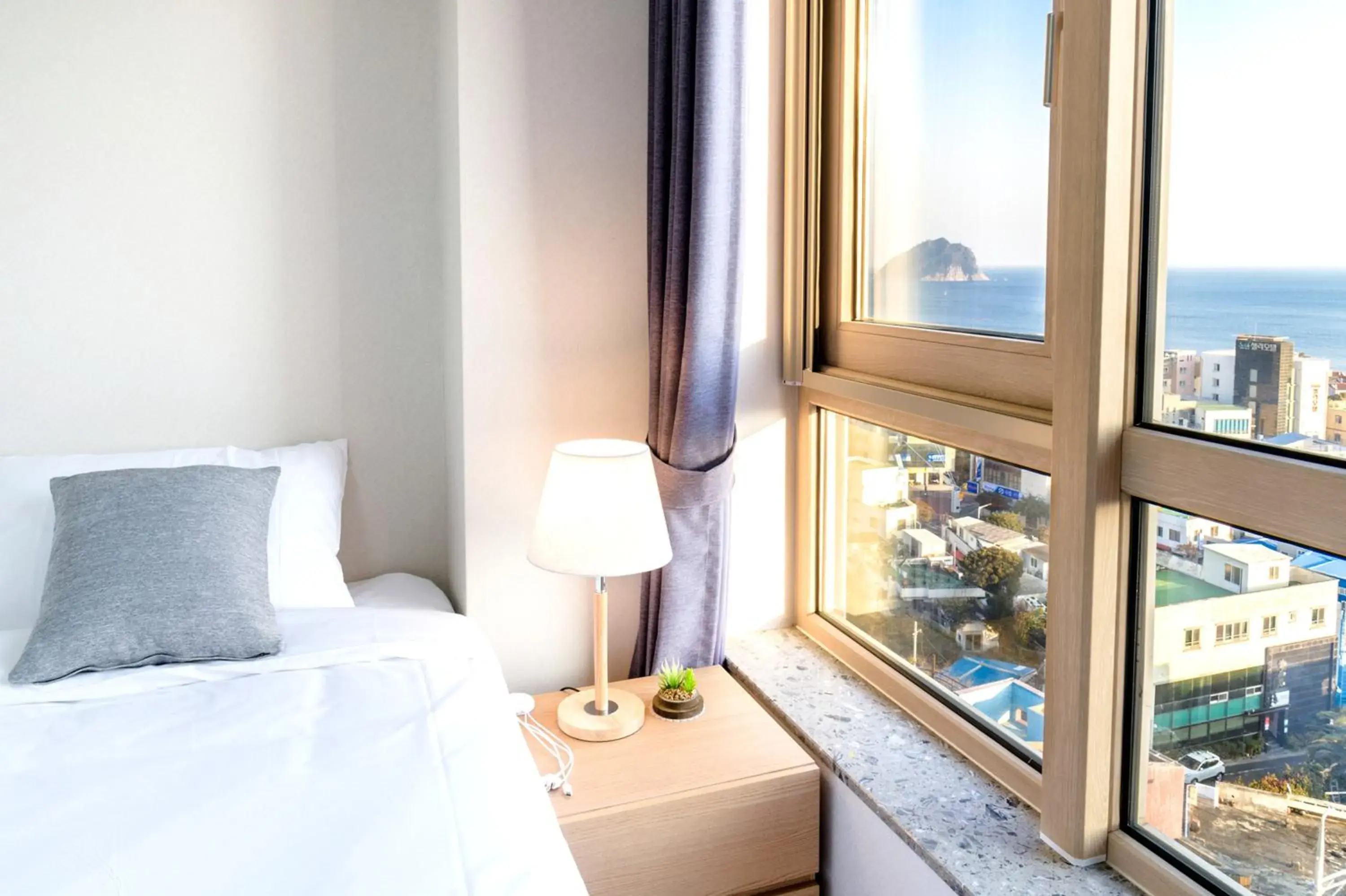 Bed in Shin Shin Hotel Seogwipo Bed in Shin Shin Hotel Seogwipo