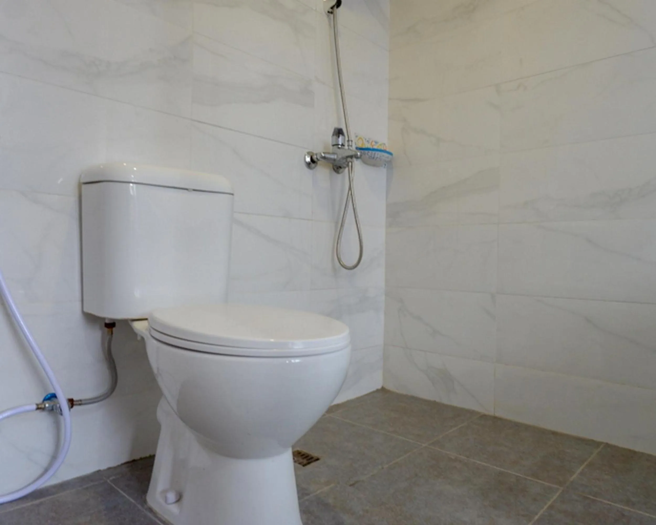 RedDoorz @ City Park Medoho Semarang