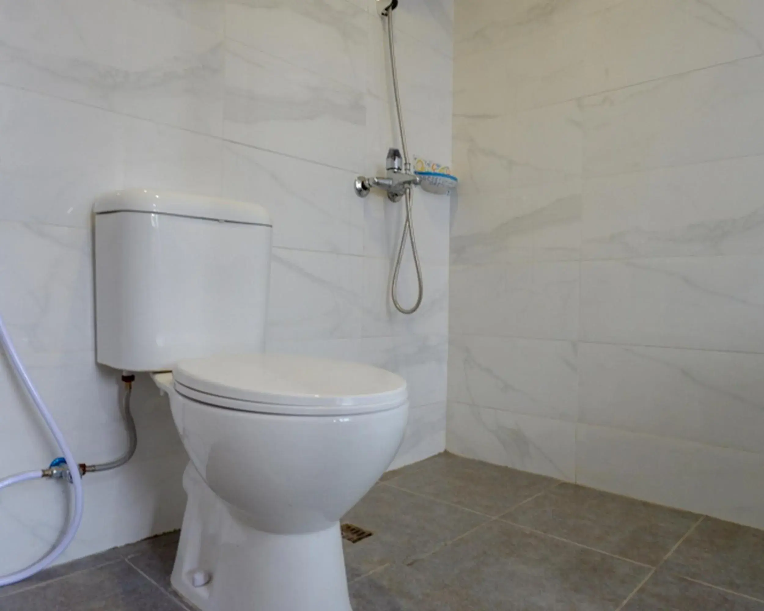 RedDoorz @ City Park Medoho Semarang RedDoorz @ City Park Medoho Semarang