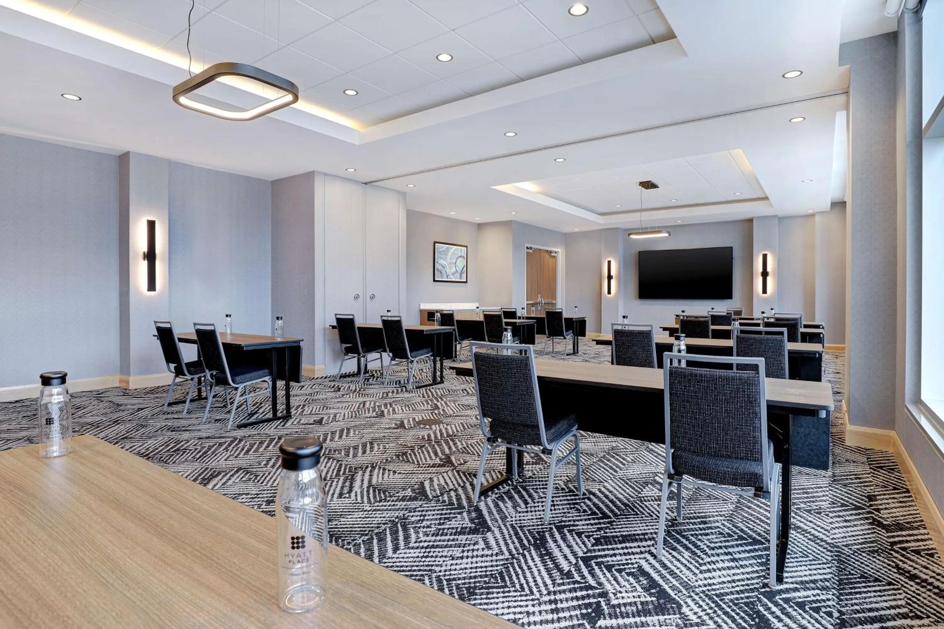 Meeting/conference room in Hyatt Place Ottawa West