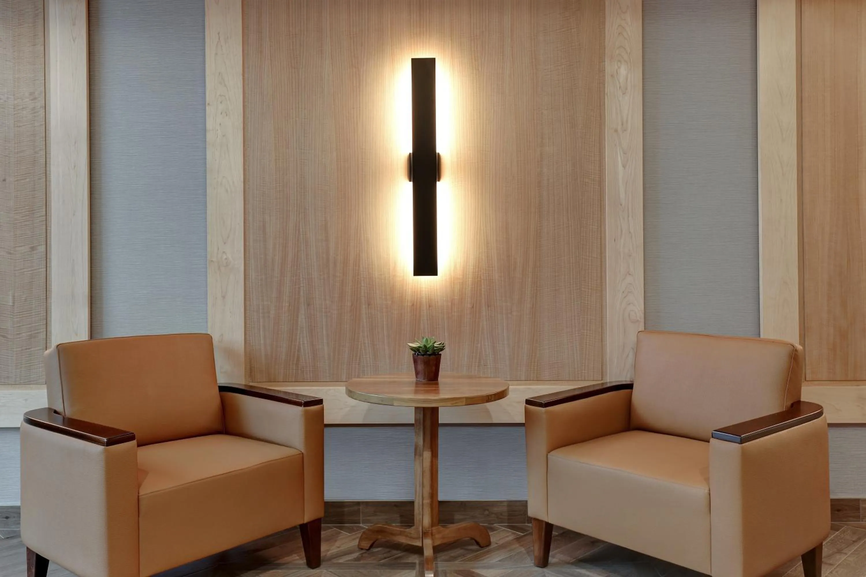 Seating area in Hyatt Place Ottawa West