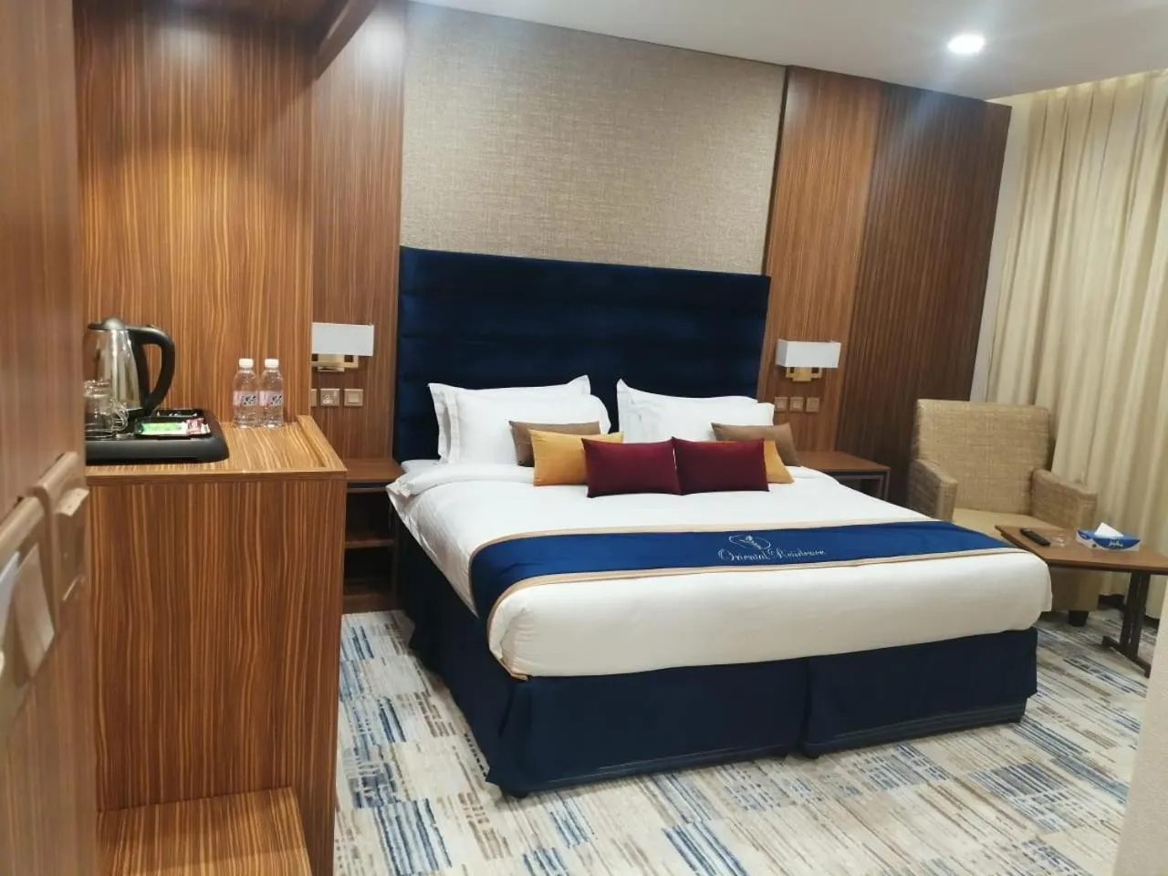 Bed in Oriental Residence