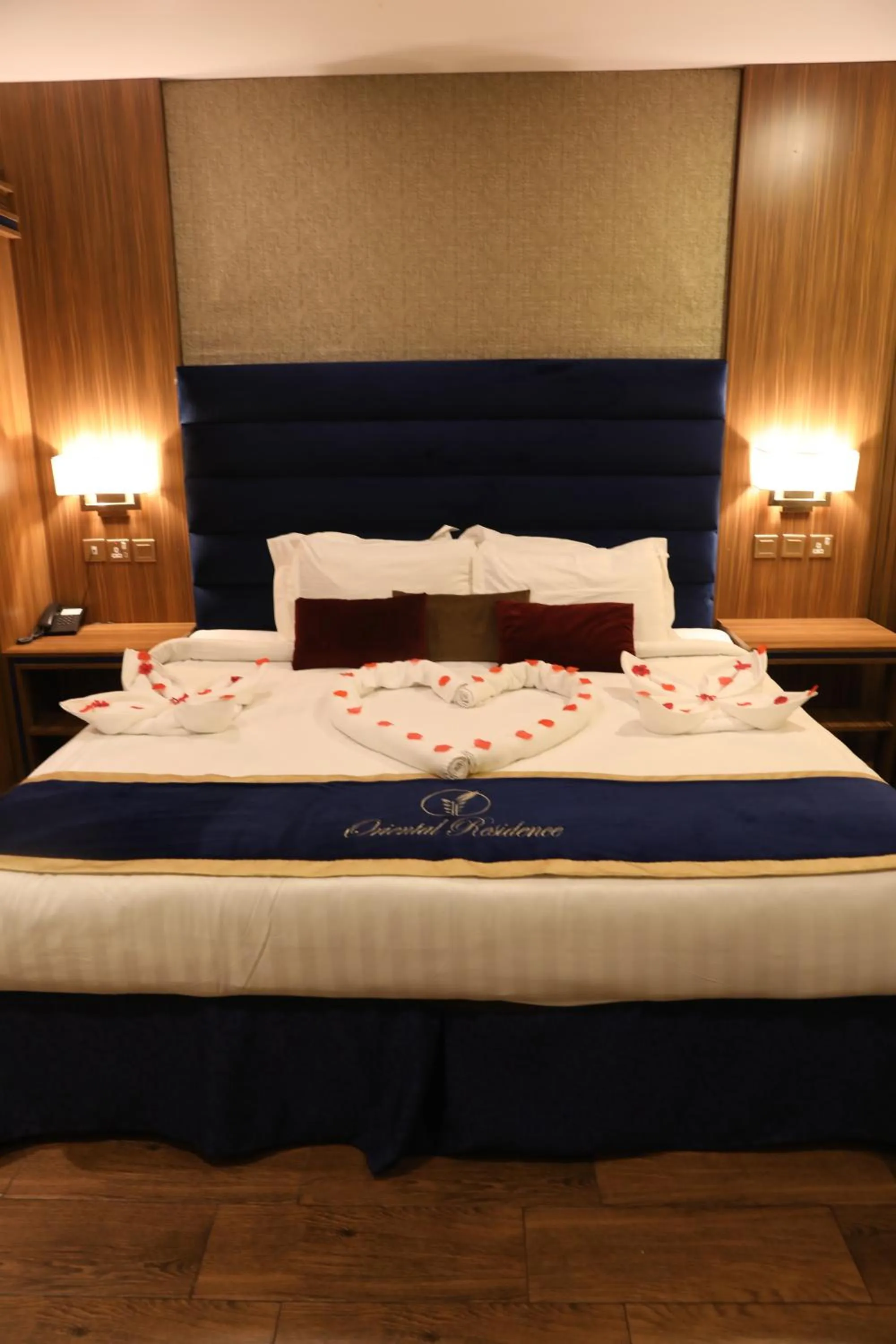 Bed in Oriental Residence