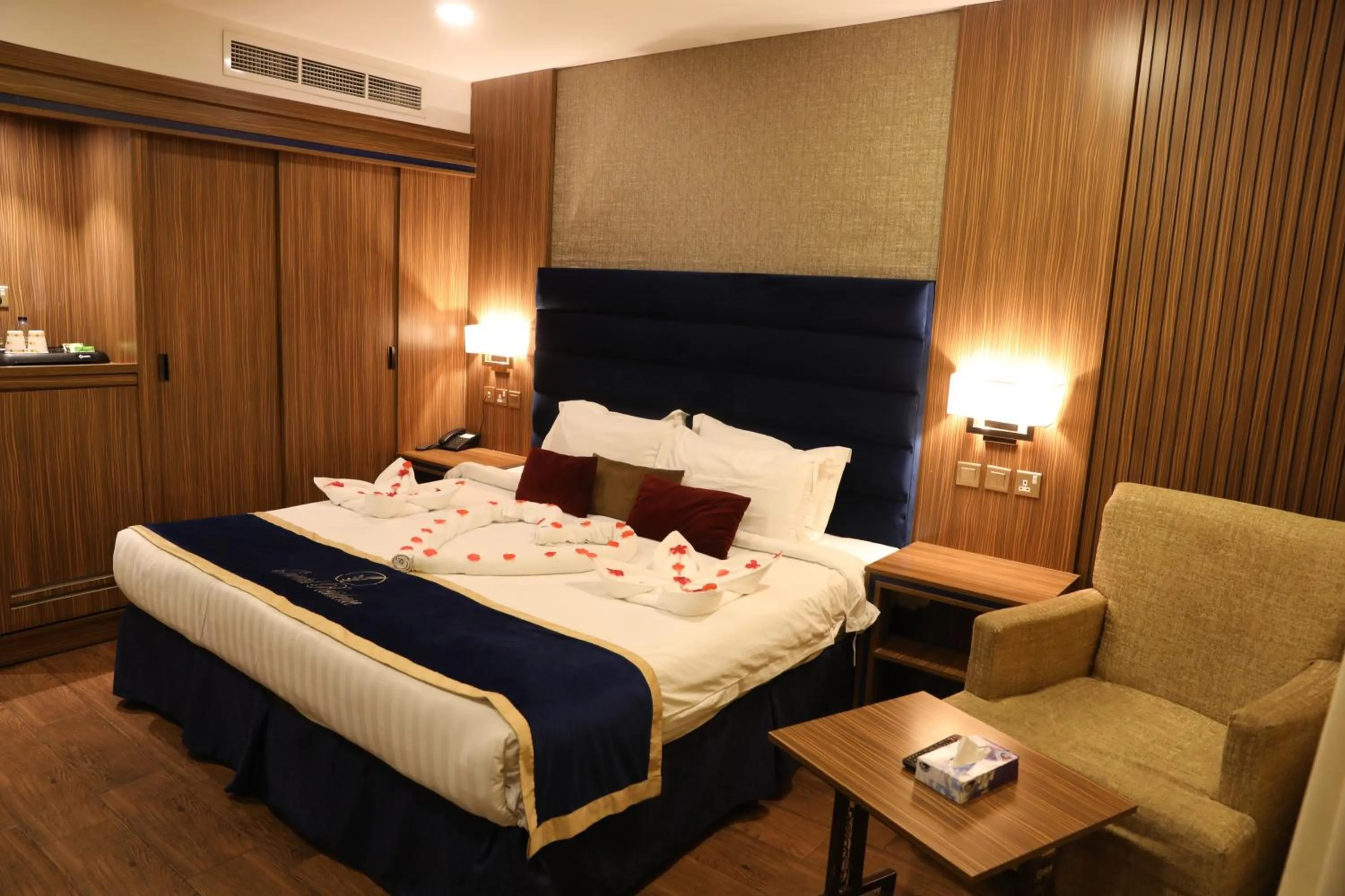 Bed in Oriental Residence