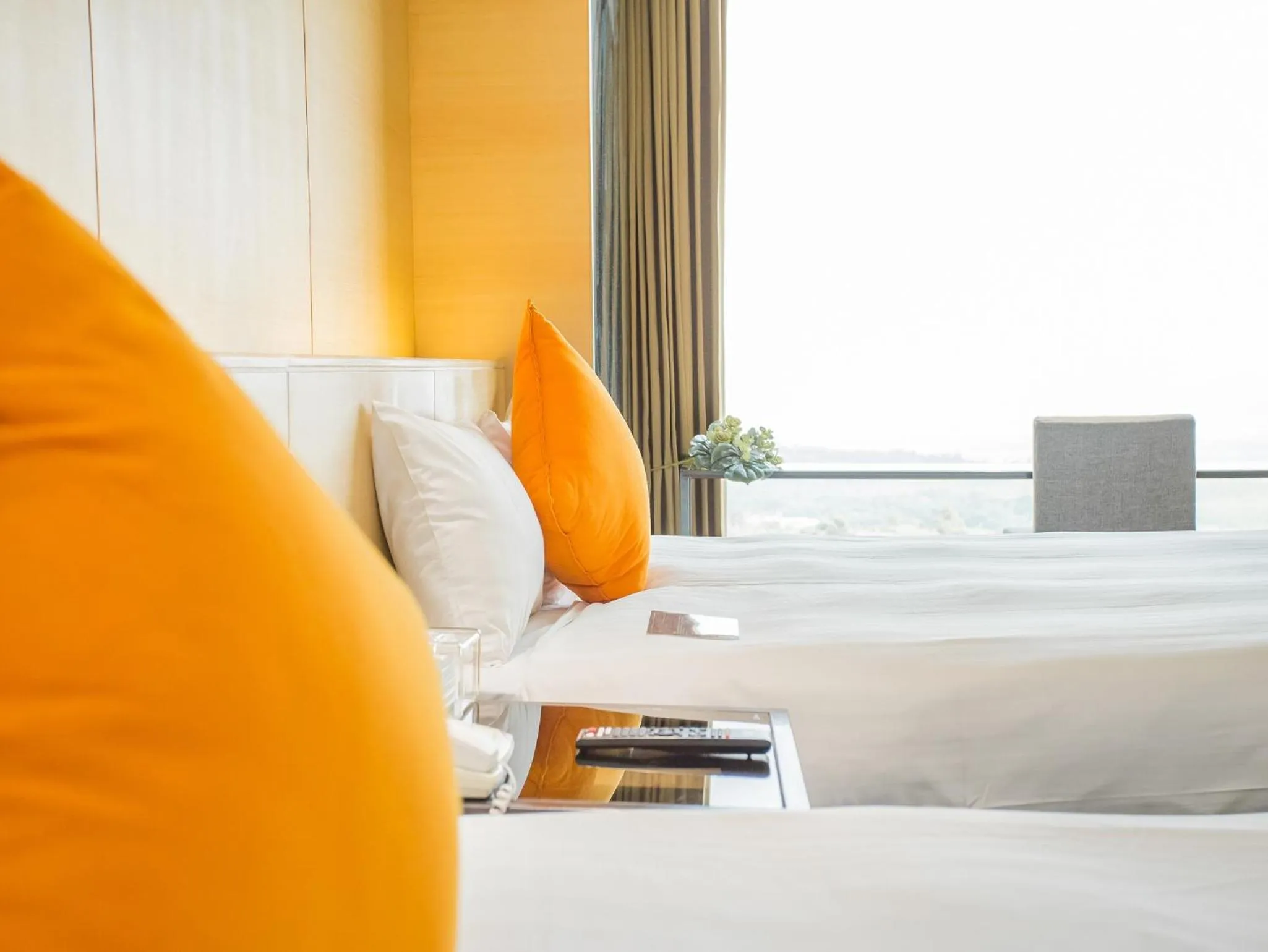 Bed in Freshfields Hotel