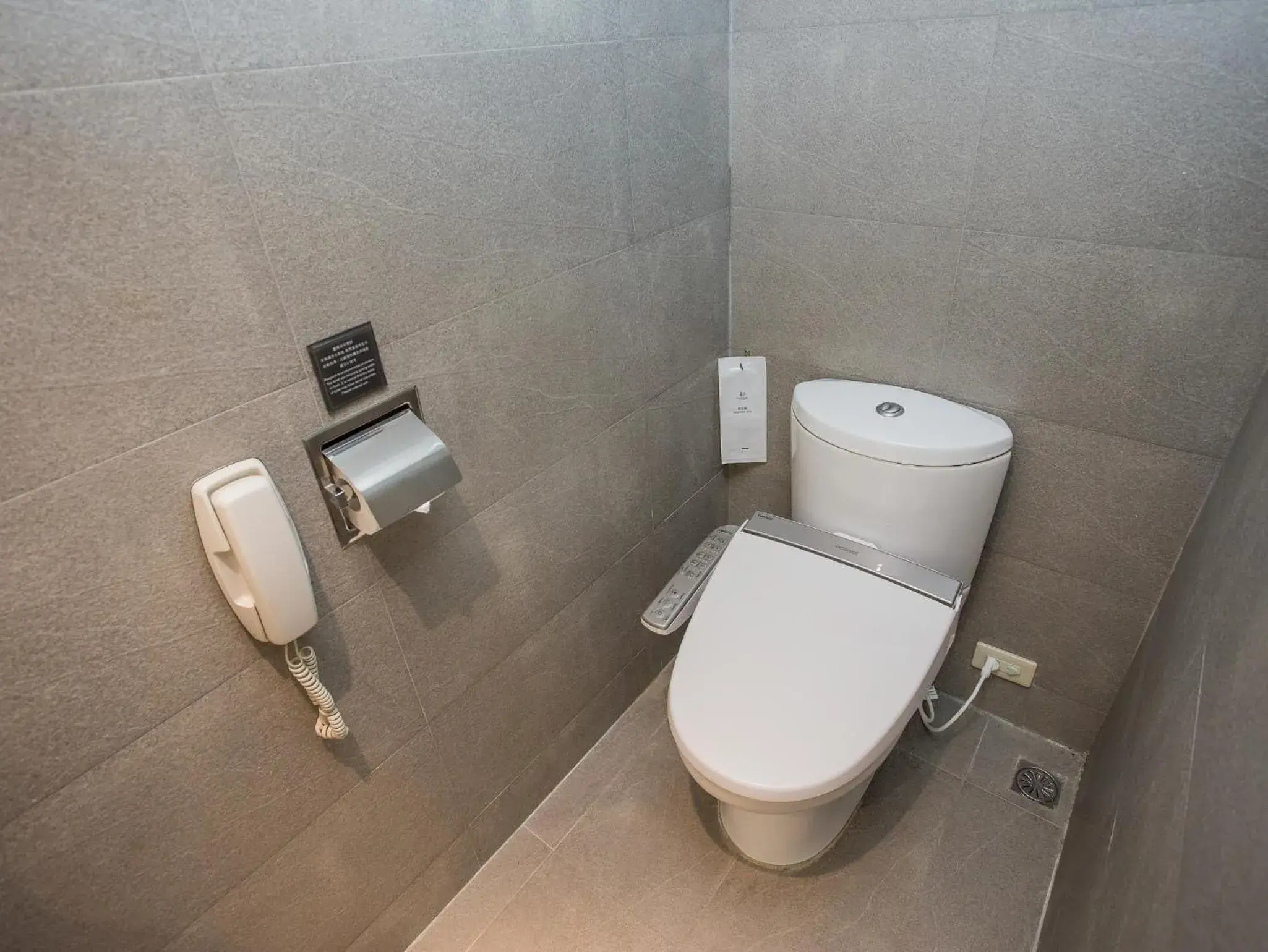 Bathroom in Freshfields Hotel