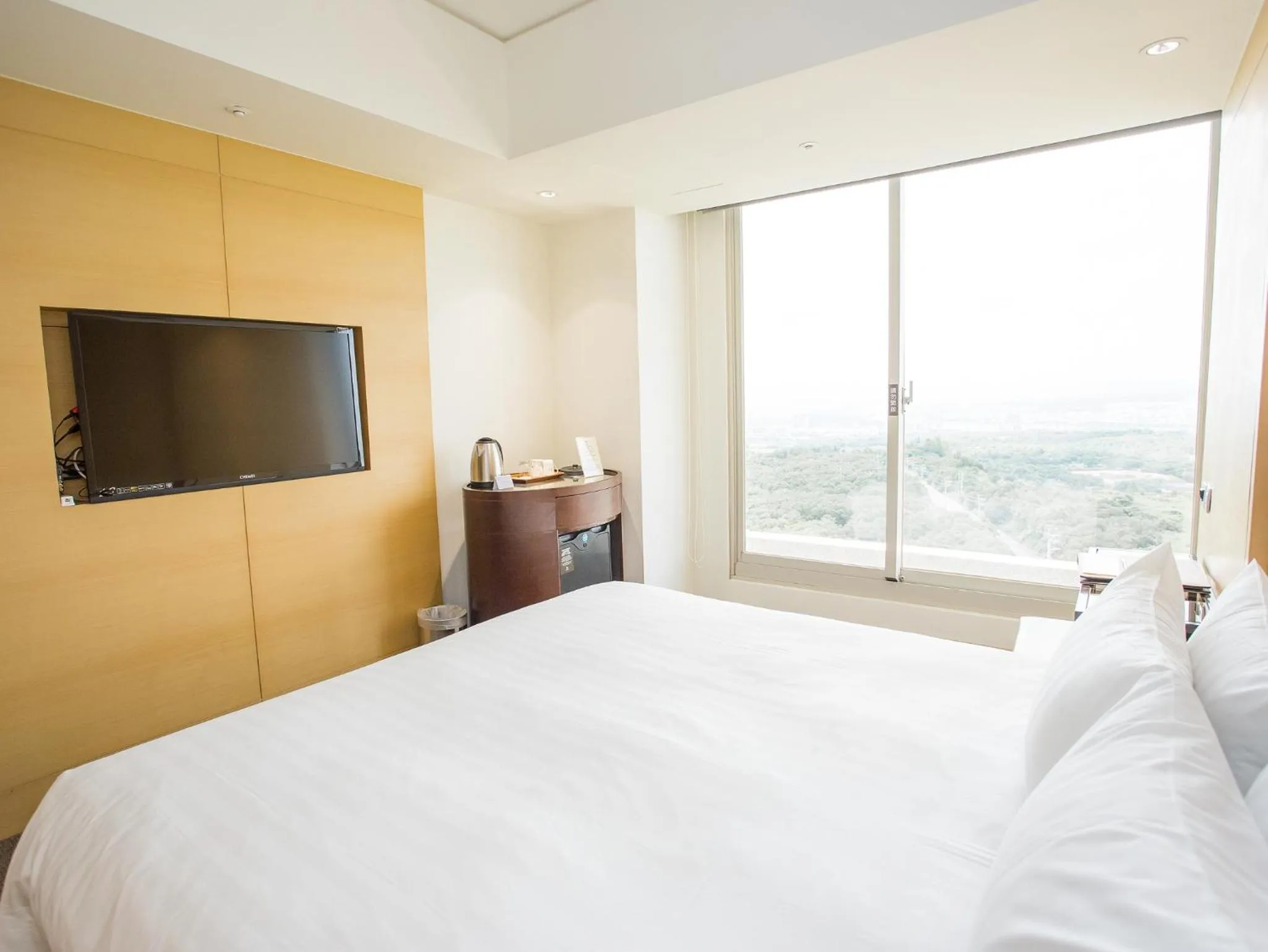 bunk bed, Bed in Freshfields Hotel