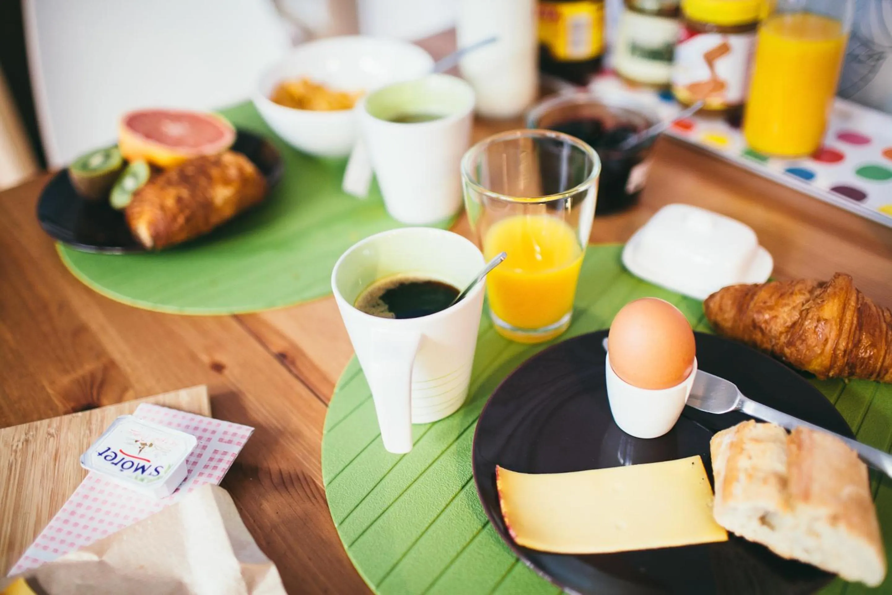 Decorative detail in B&B Place Jourdan