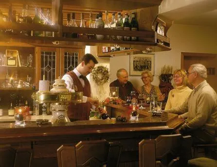 Restaurant/places to eat in Land- und Kurhotel Tommes