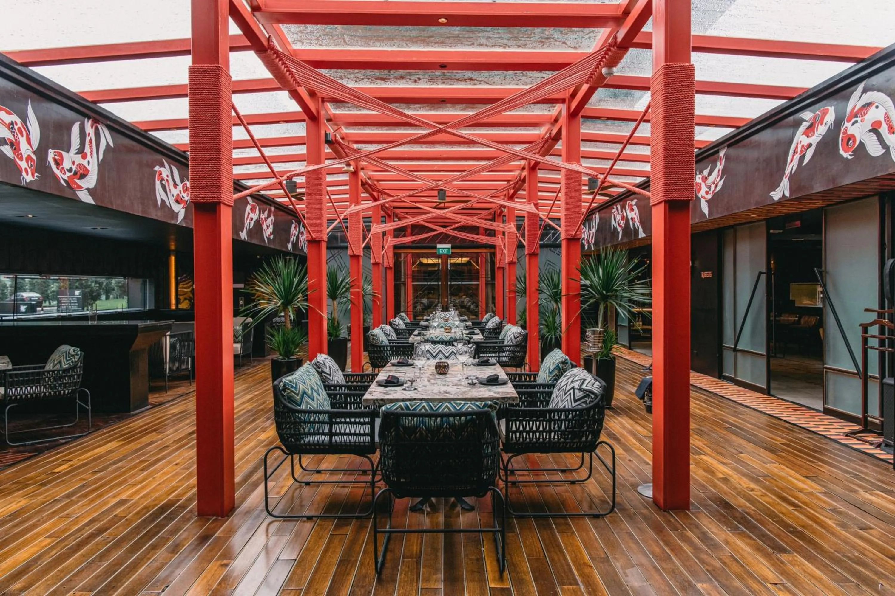 Lounge or bar in JW Marriott Hotel Hanoi