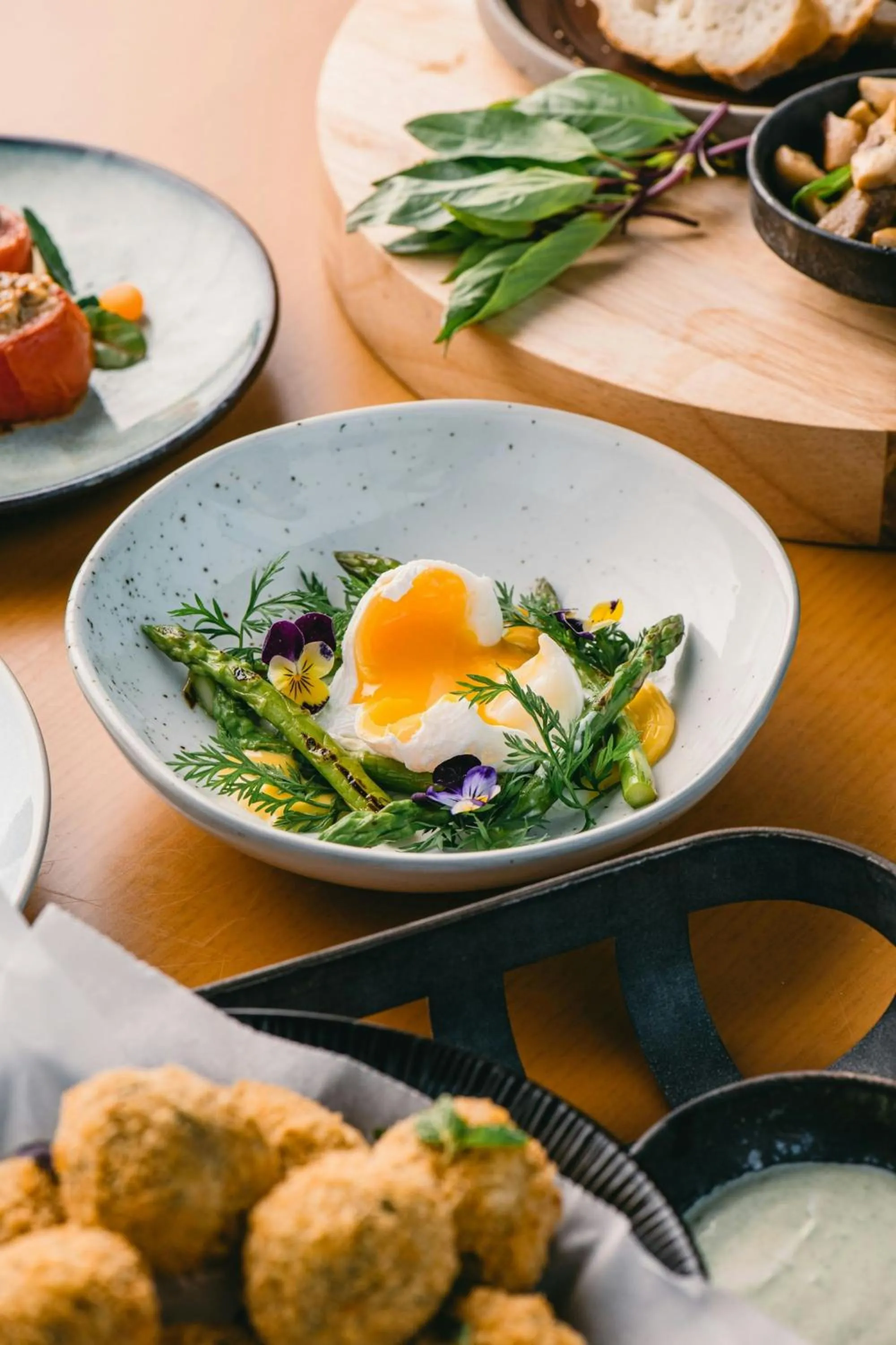 Restaurant/places to eat in JW Marriott Hotel Hanoi