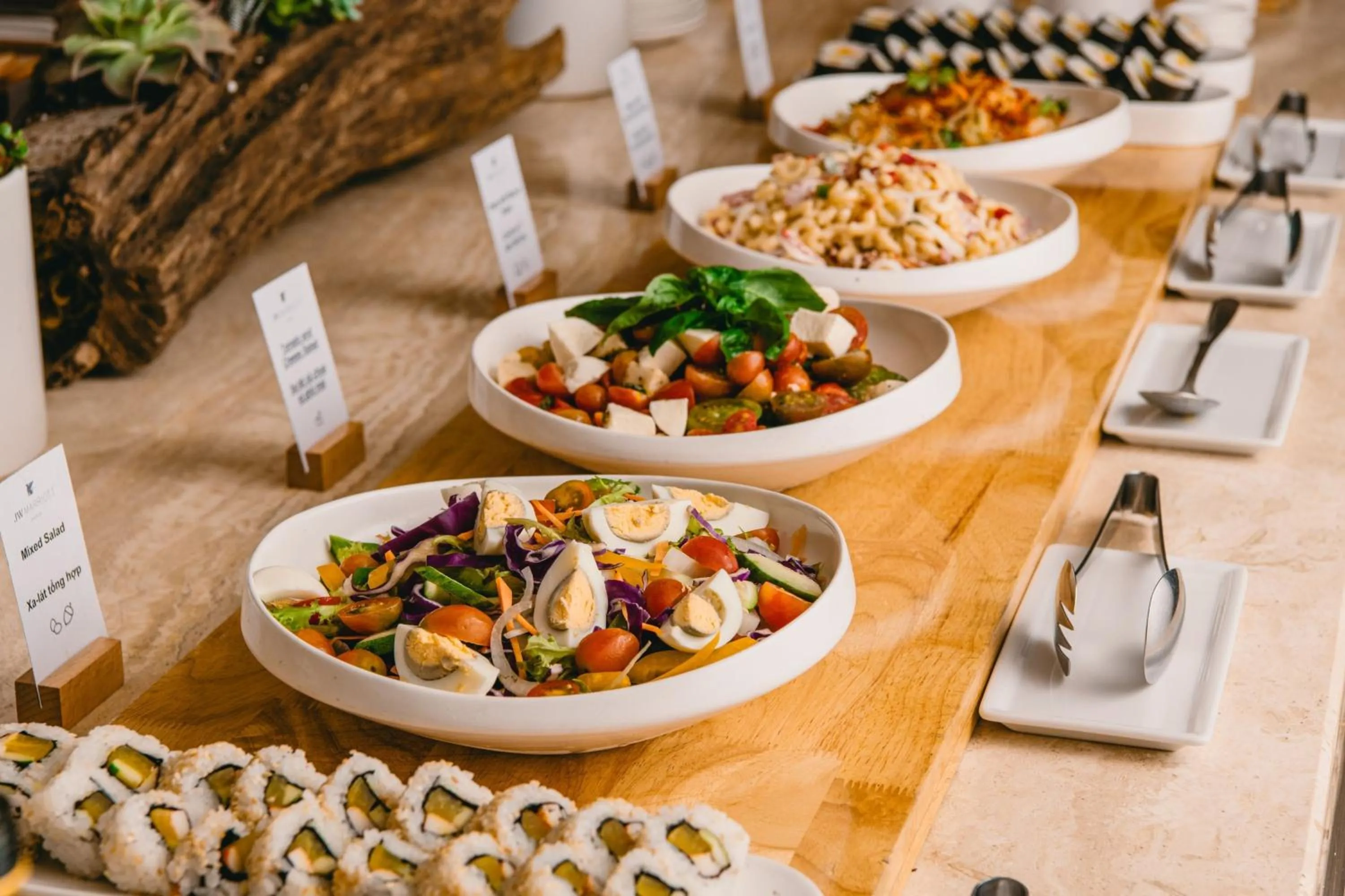 Lounge or bar in JW Marriott Hotel Hanoi