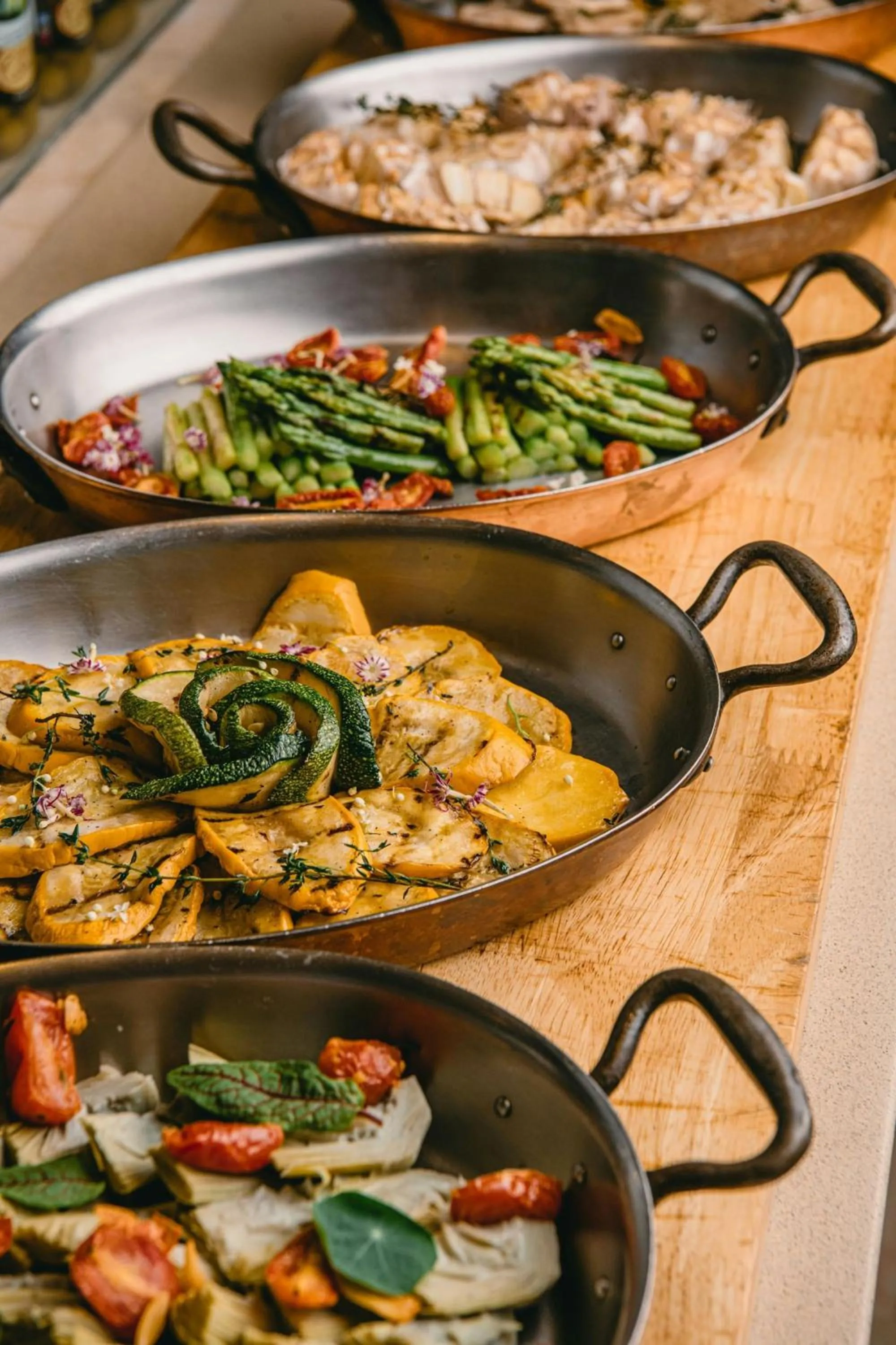 Restaurant/places to eat in JW Marriott Hotel Hanoi