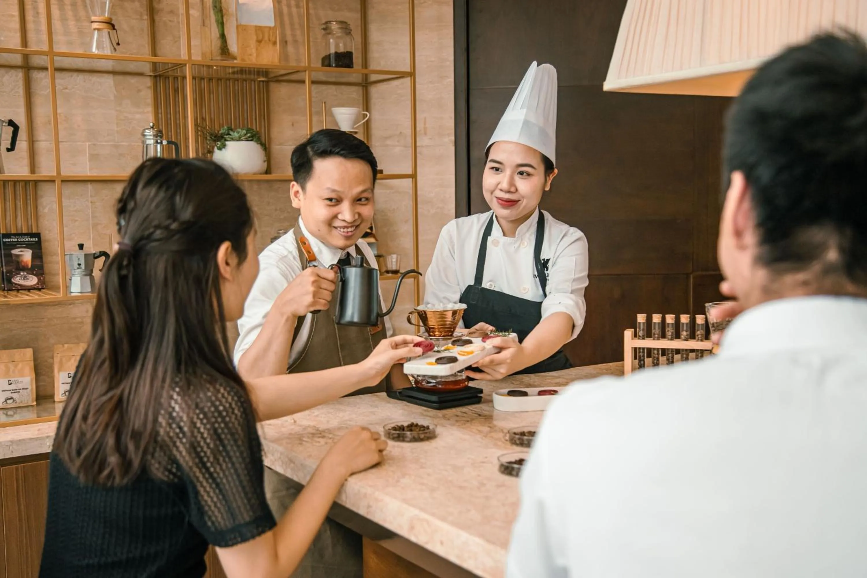 Restaurant/places to eat in JW Marriott Hotel Hanoi