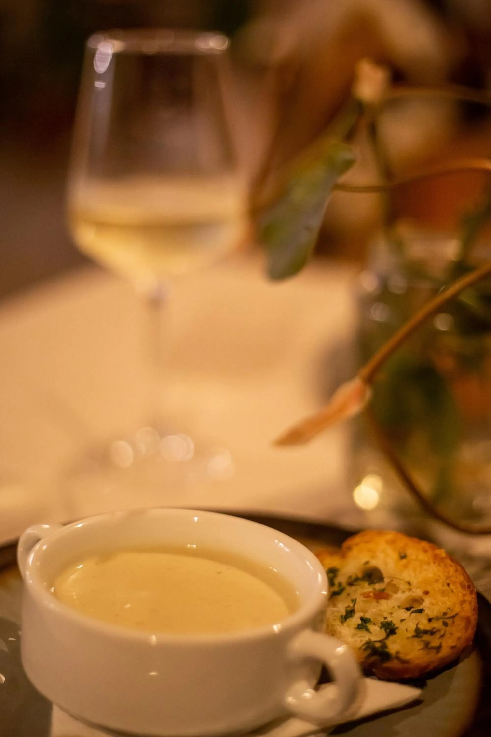 Restaurant/places to eat in Eagle View Lodge - Kigali